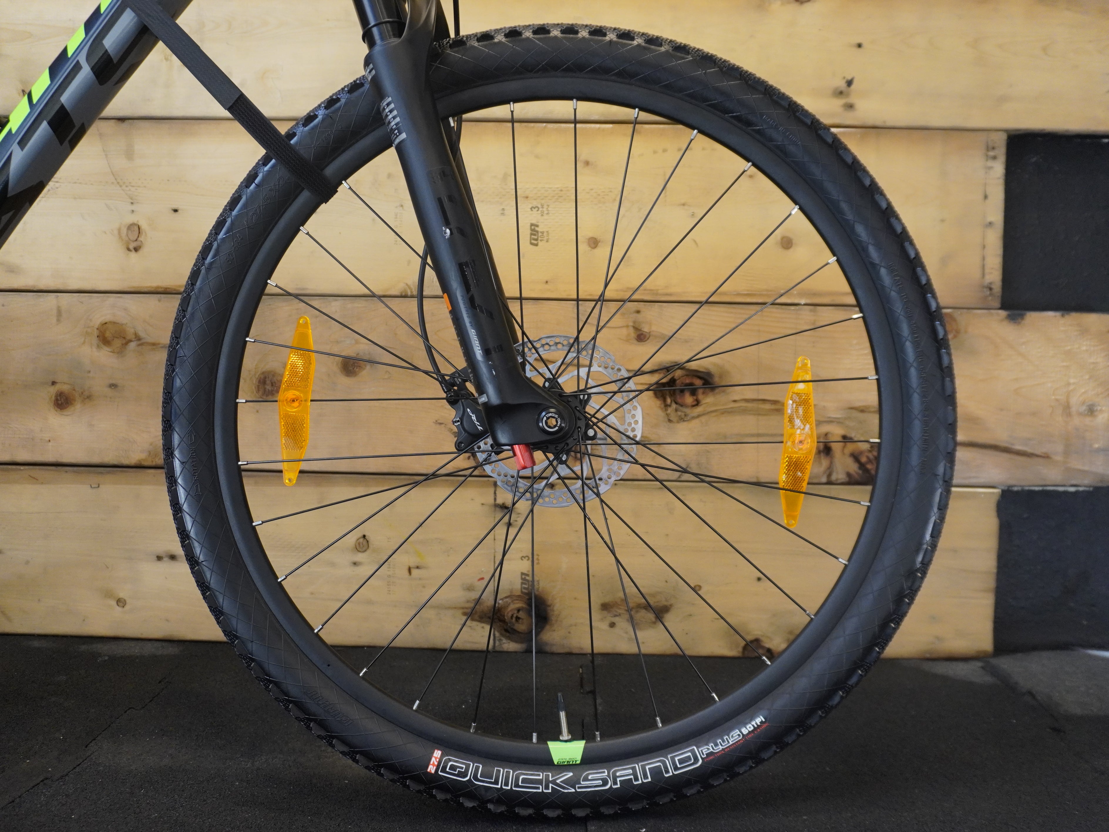 Giant XTC SLR 2 Mountain Bike