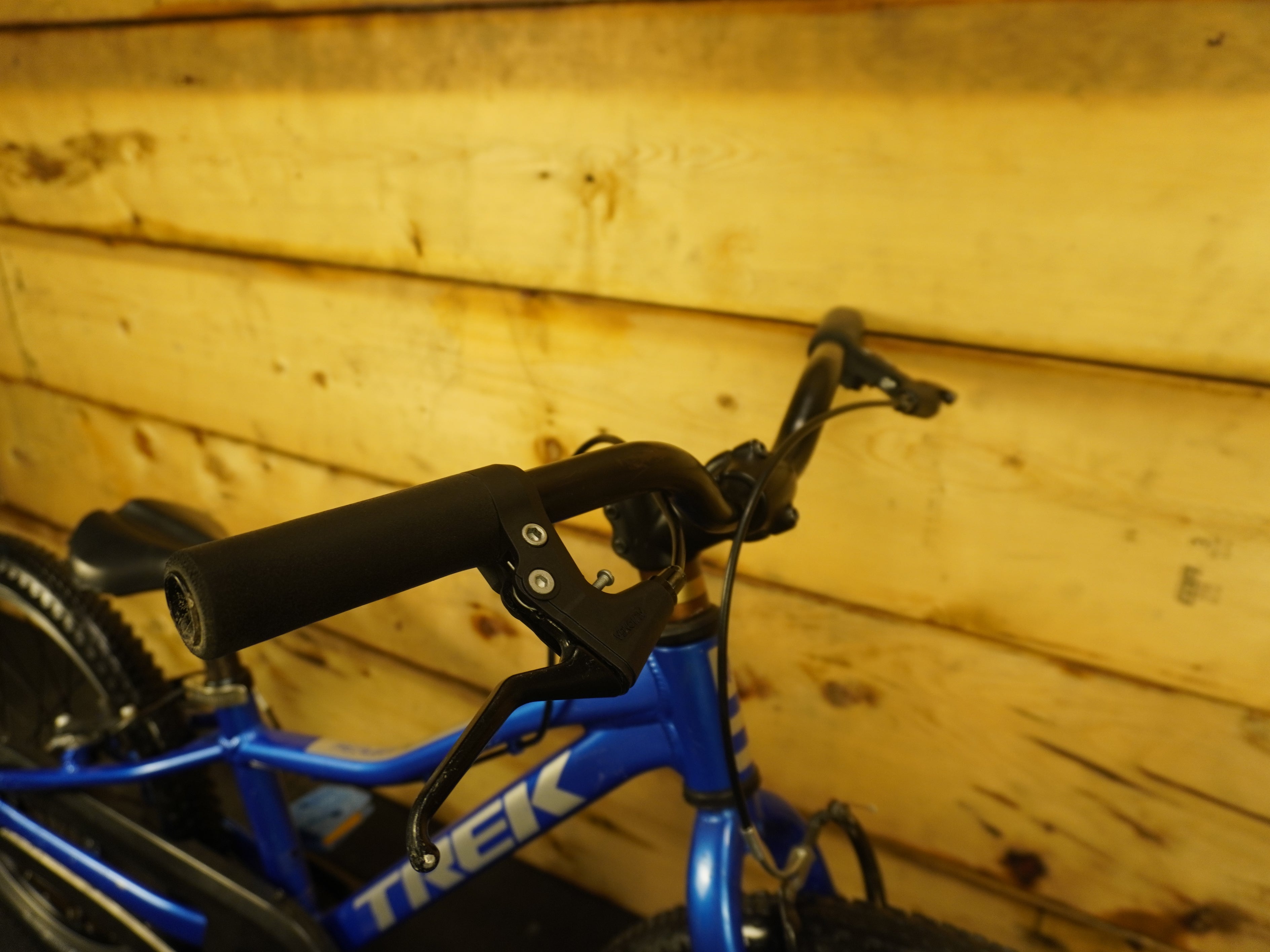 RENT Trek Precaliber Kids Bike