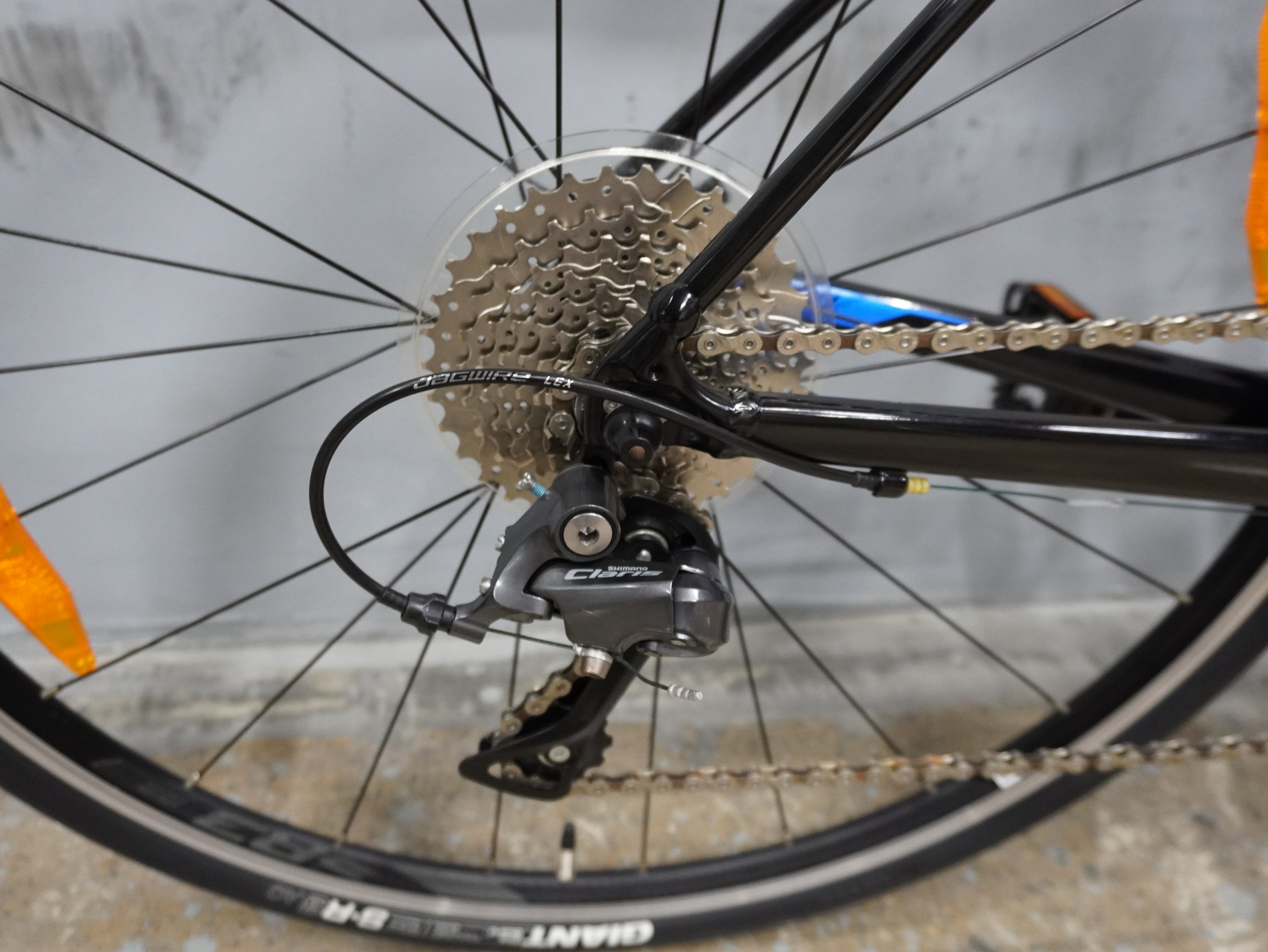 Giant Contend 3 Road Bike