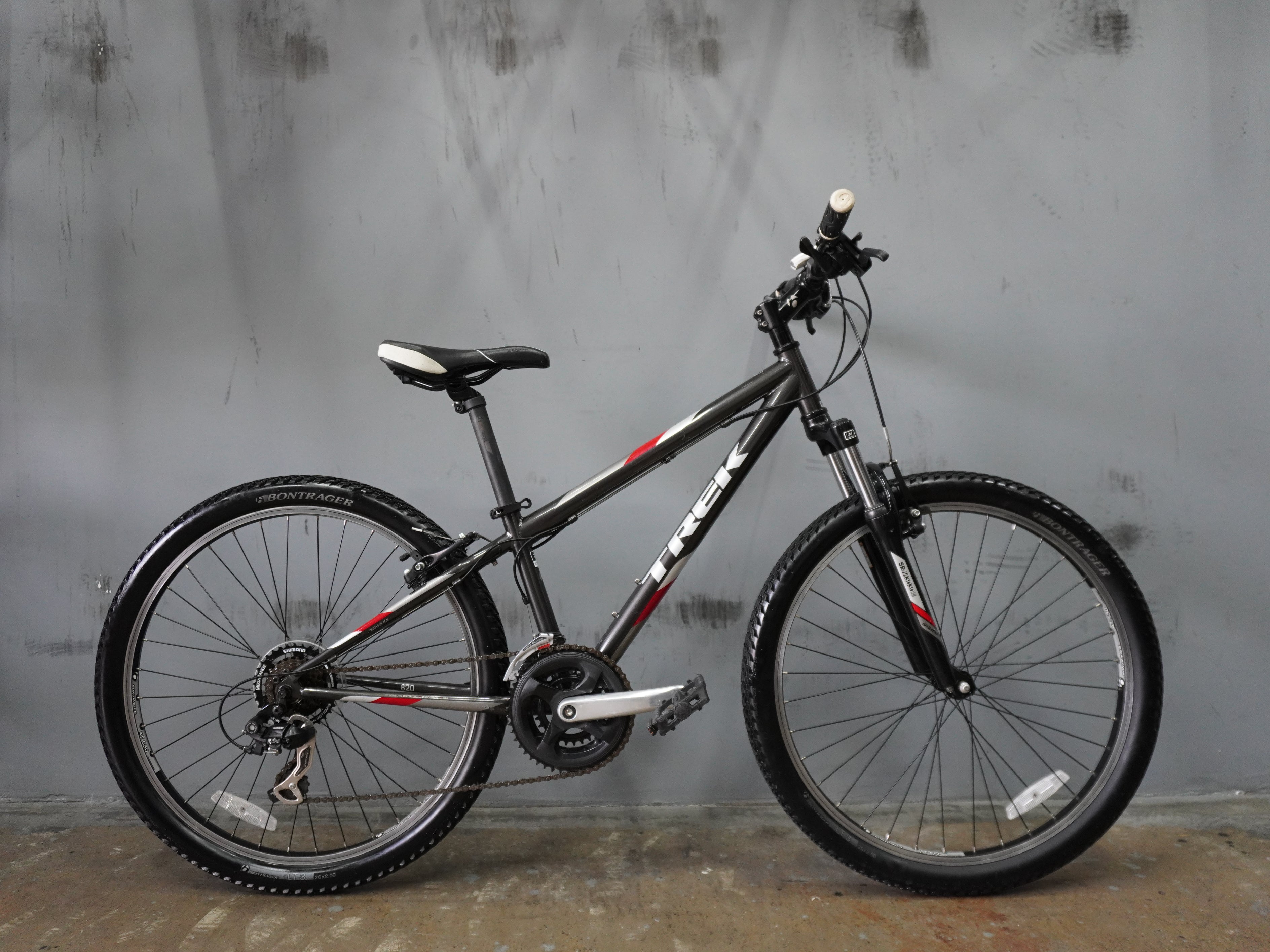 Trek 820 Mountain Bike