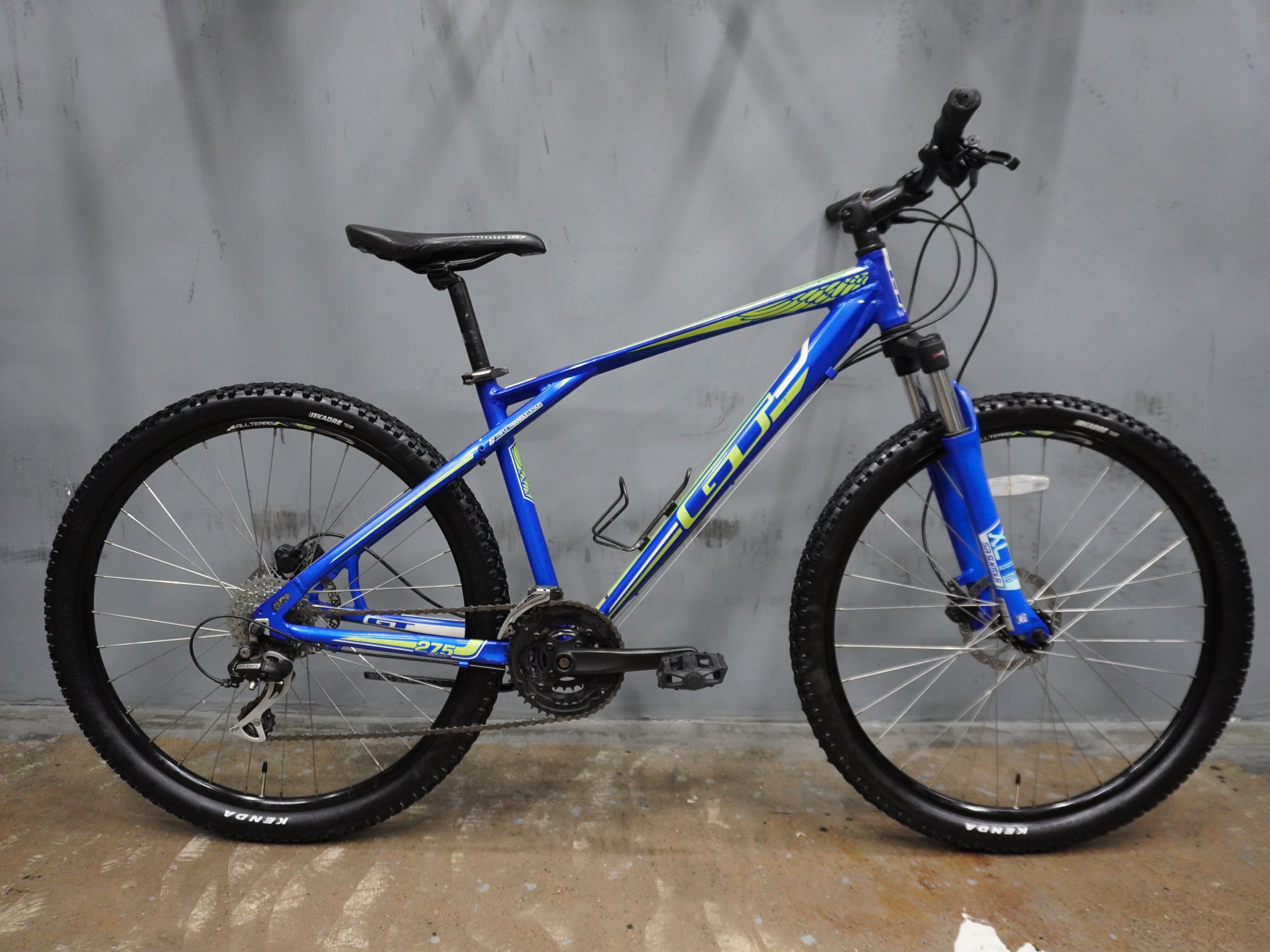 RENT GT Aggressor Expert Mountain Bike