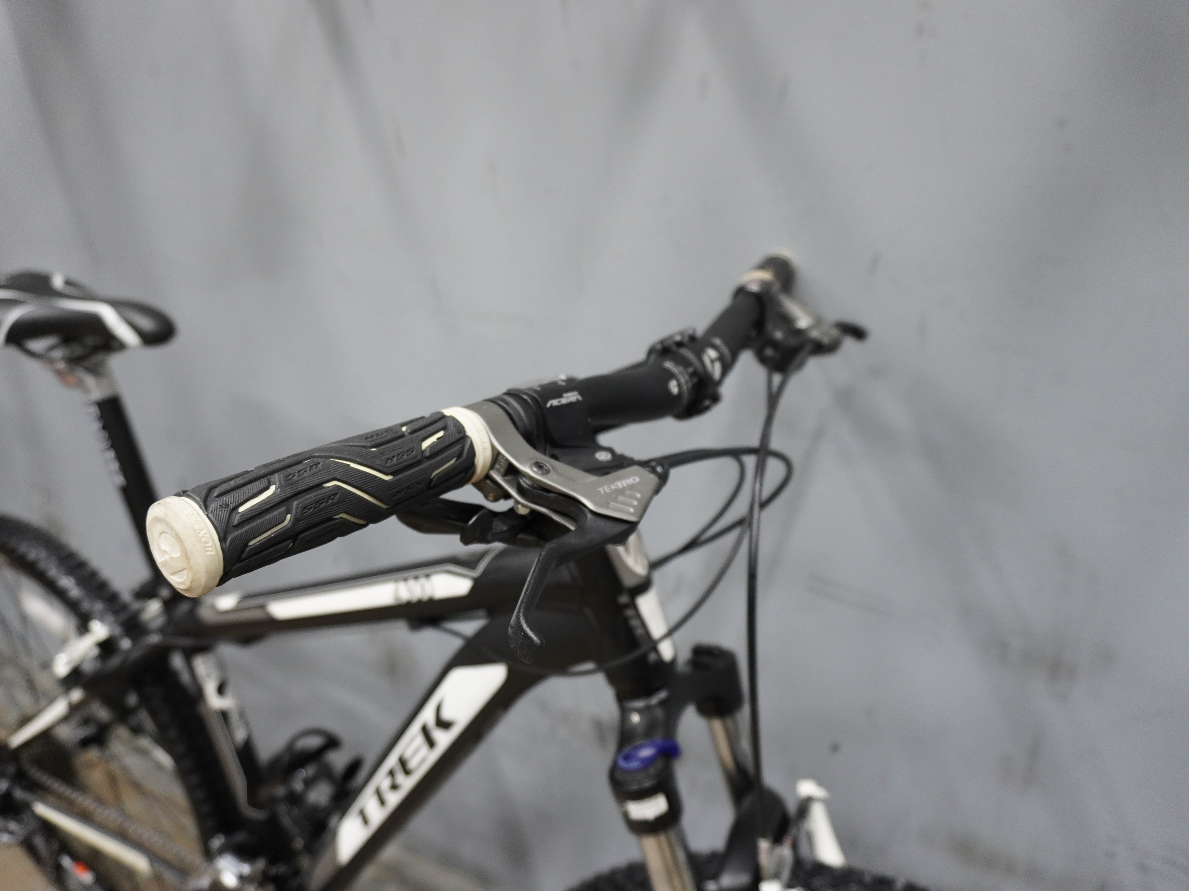 Trek 4300 Mountain Bike