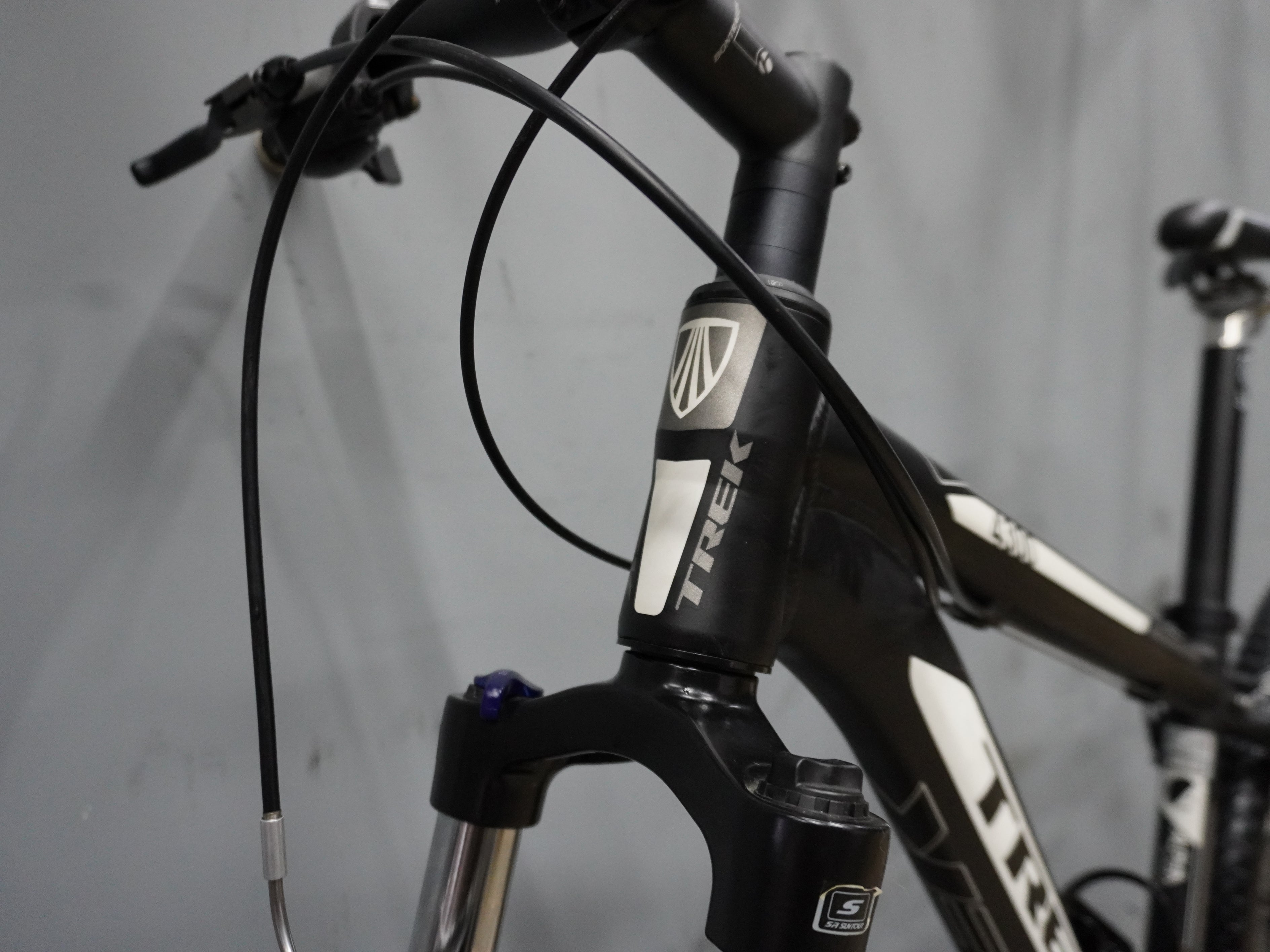 Trek 4300 Mountain Bike