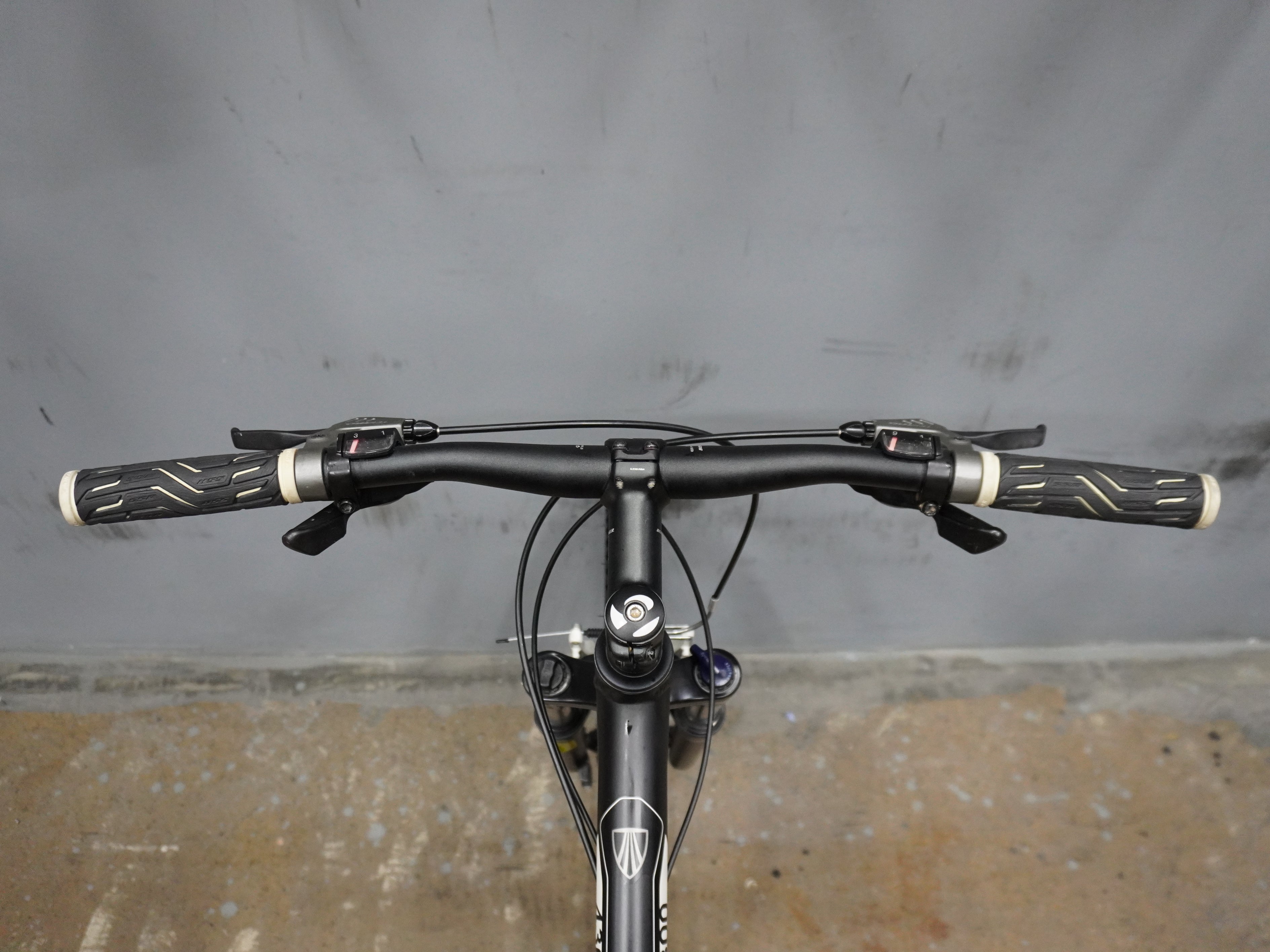 Trek 4300 Mountain Bike