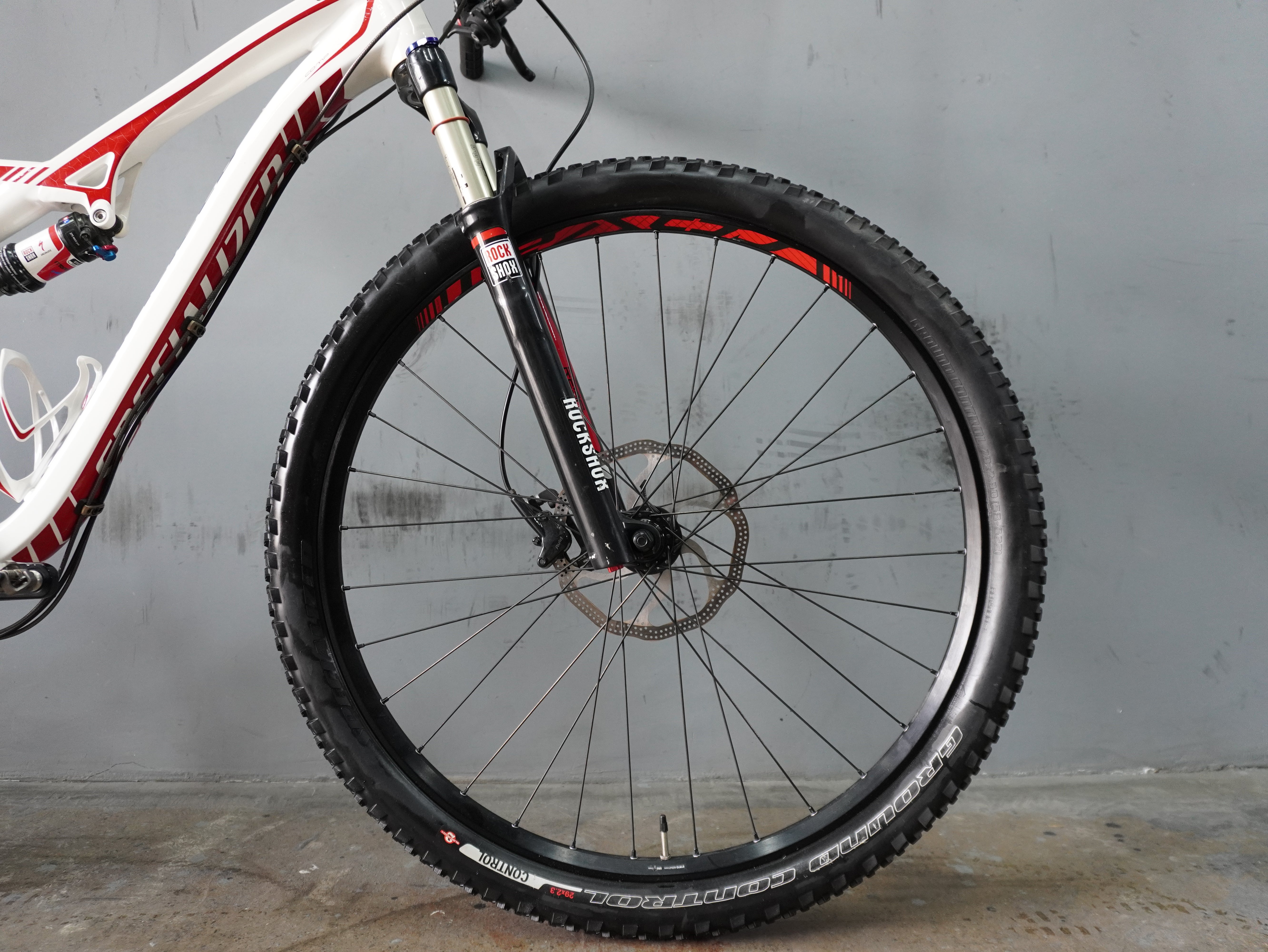 RENT Specialized Camber Mountain Bike