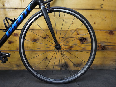 Giant Contend 3 Road Bike