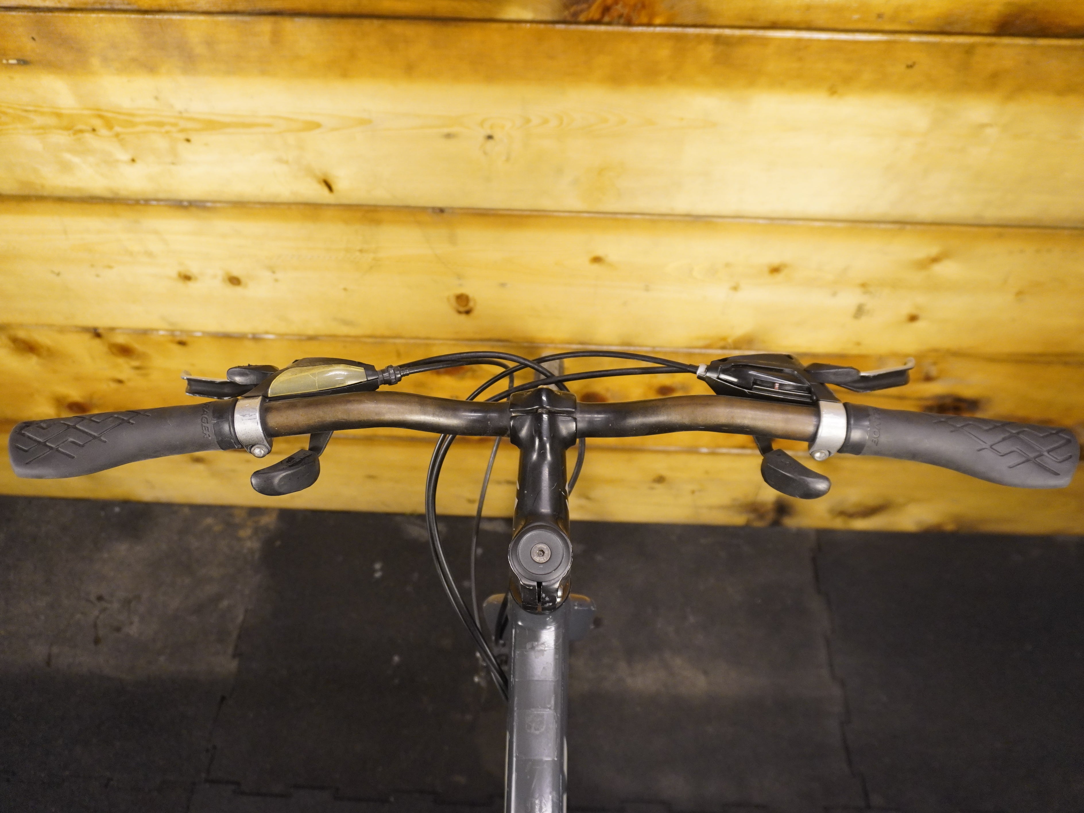 RENT Trek FX1 Hybrid Bike