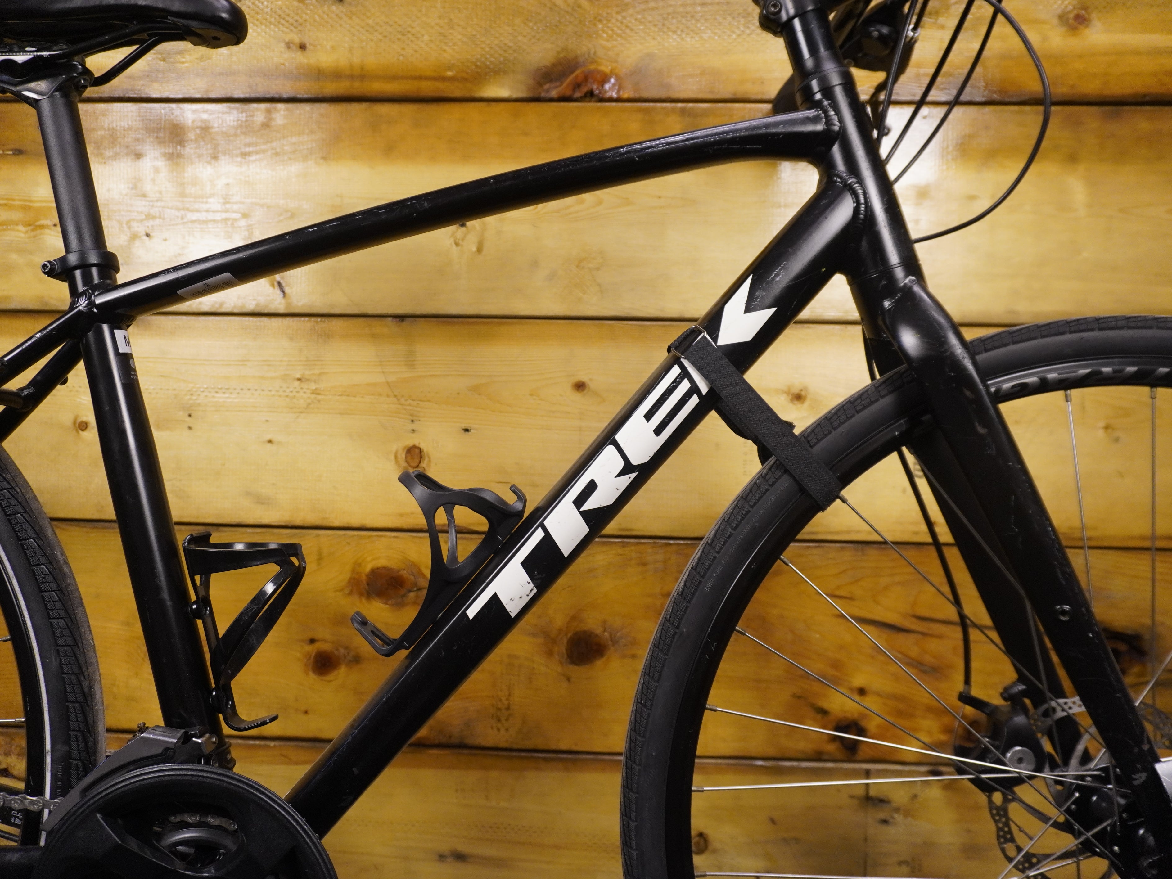 RENT Trek FX1 Hybrid Bike