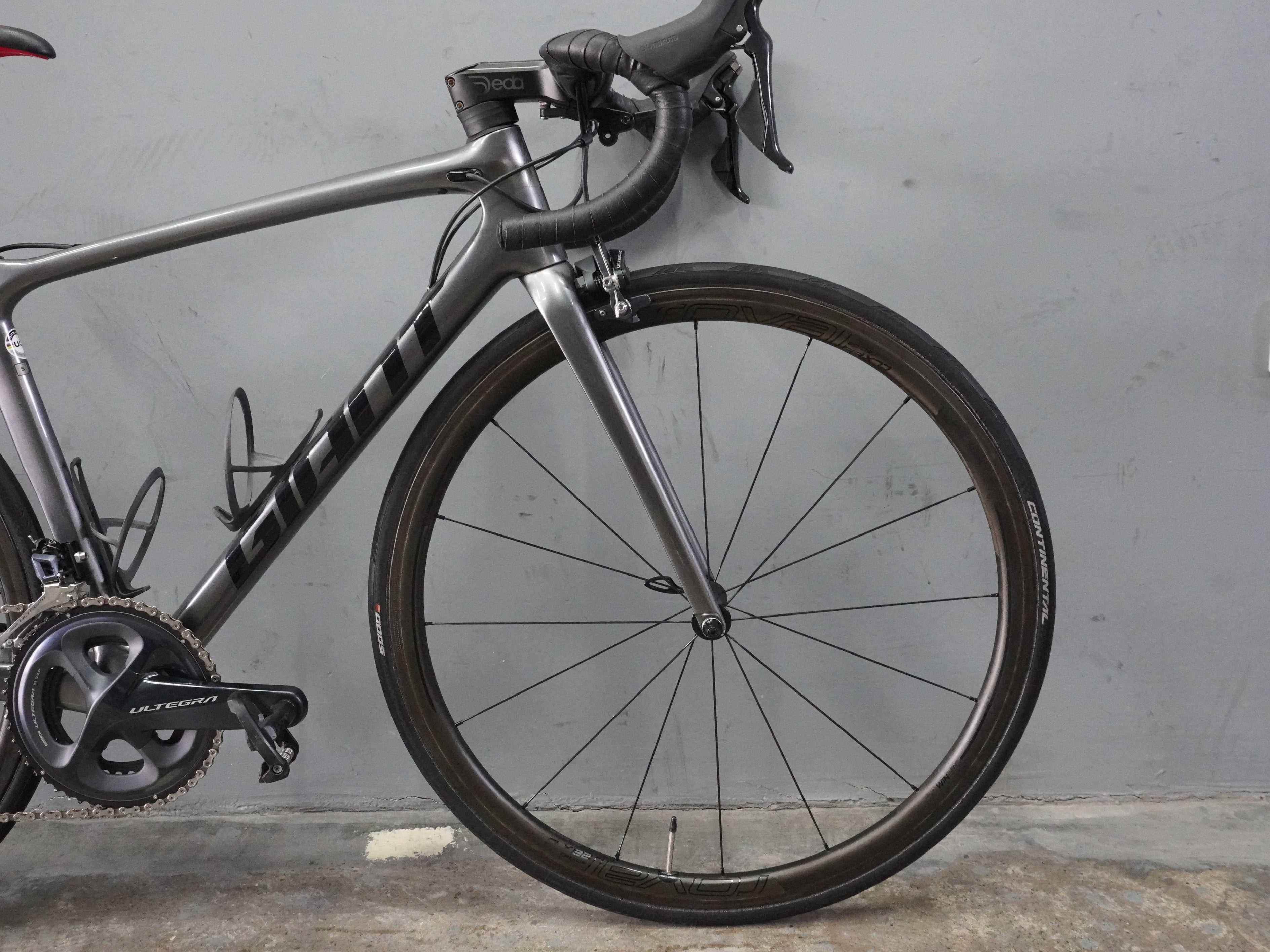 RENT Giant TCR Advanced 1 Road Bike