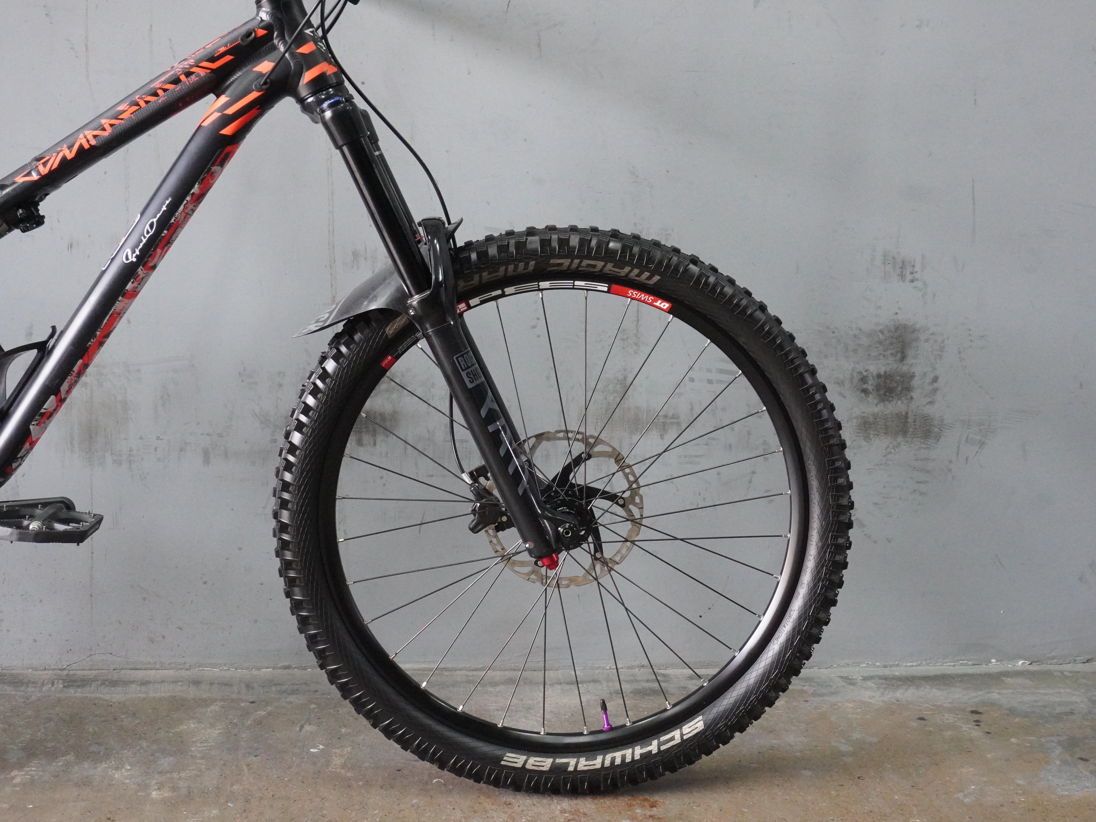 RENT Commencal Meta AM Mountain Bike