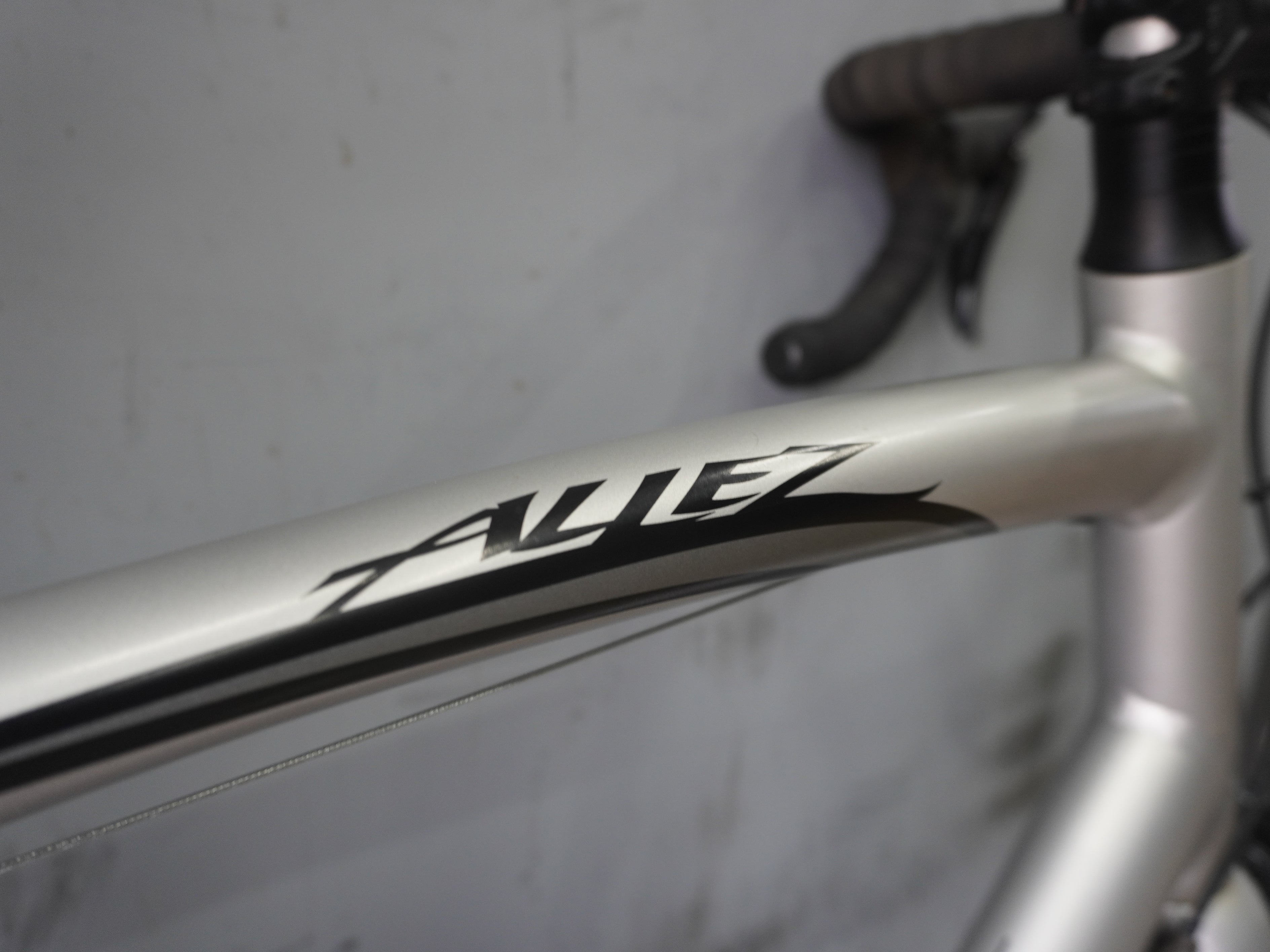 RENT Specialized Allez DSW Elite Road Bike