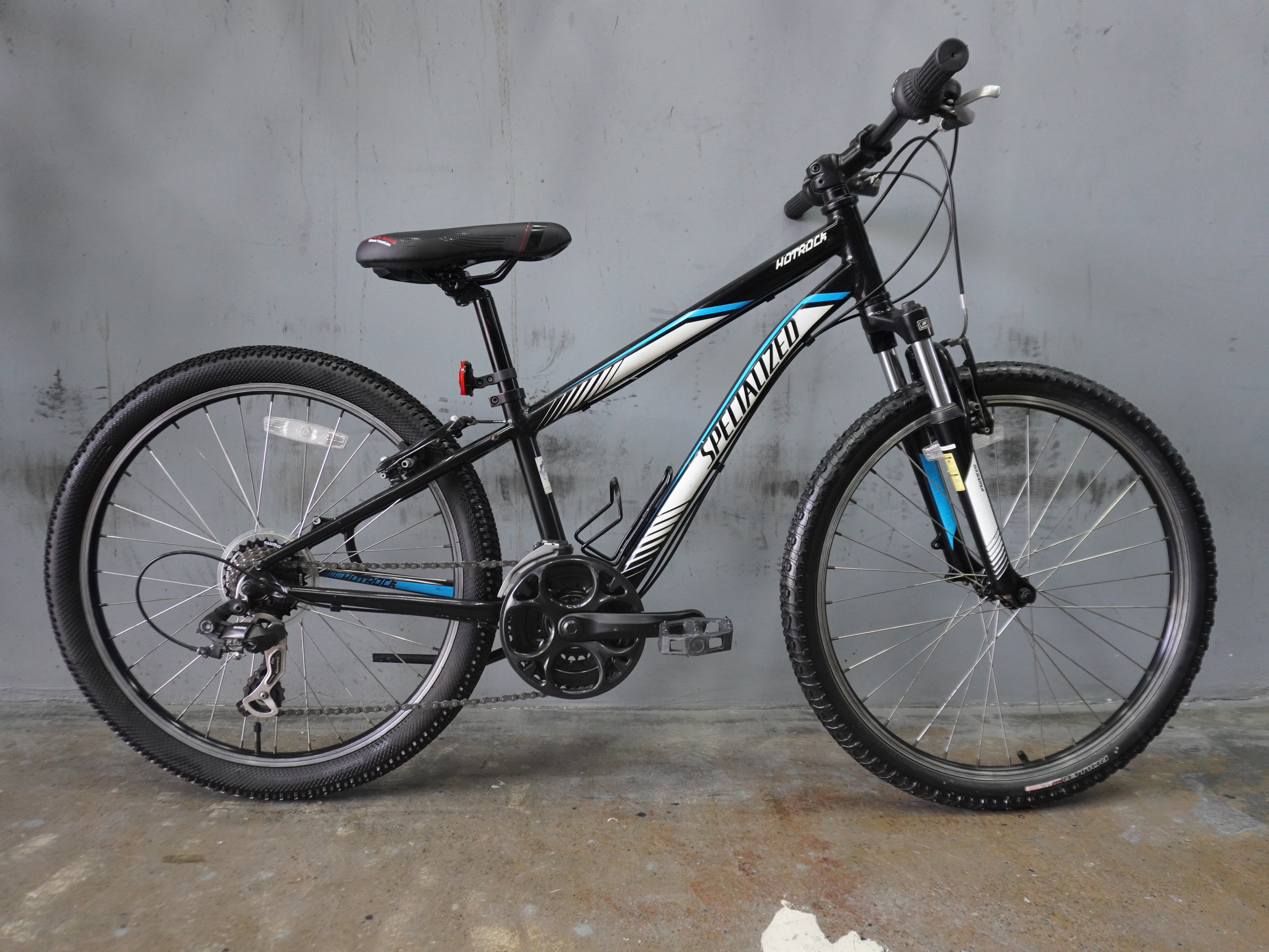 RENT Specialized Hotrock Kids Bike