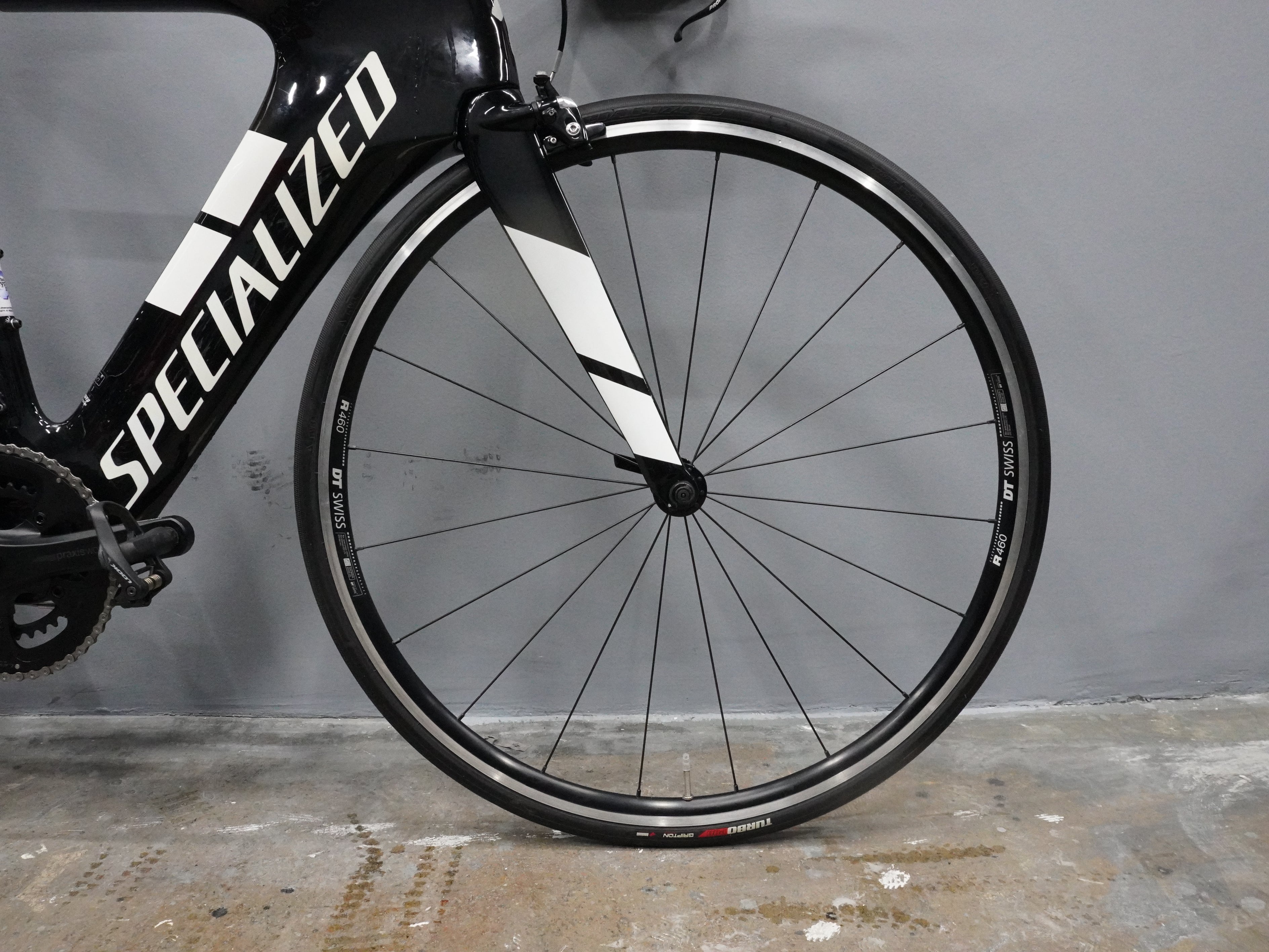 RENT Specialized Shiv Elite TT Bike