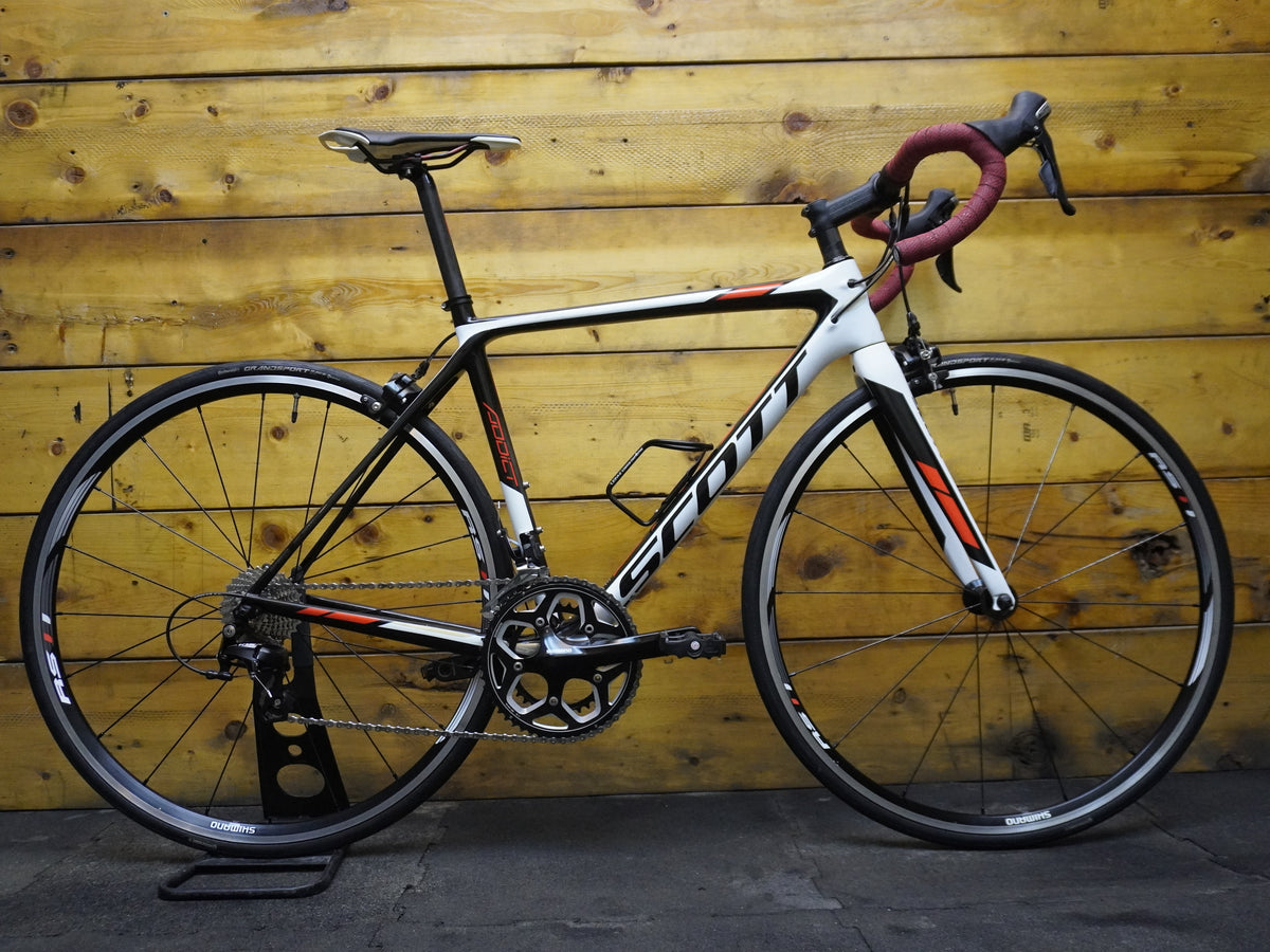 Scott Addict 30 Road Bike