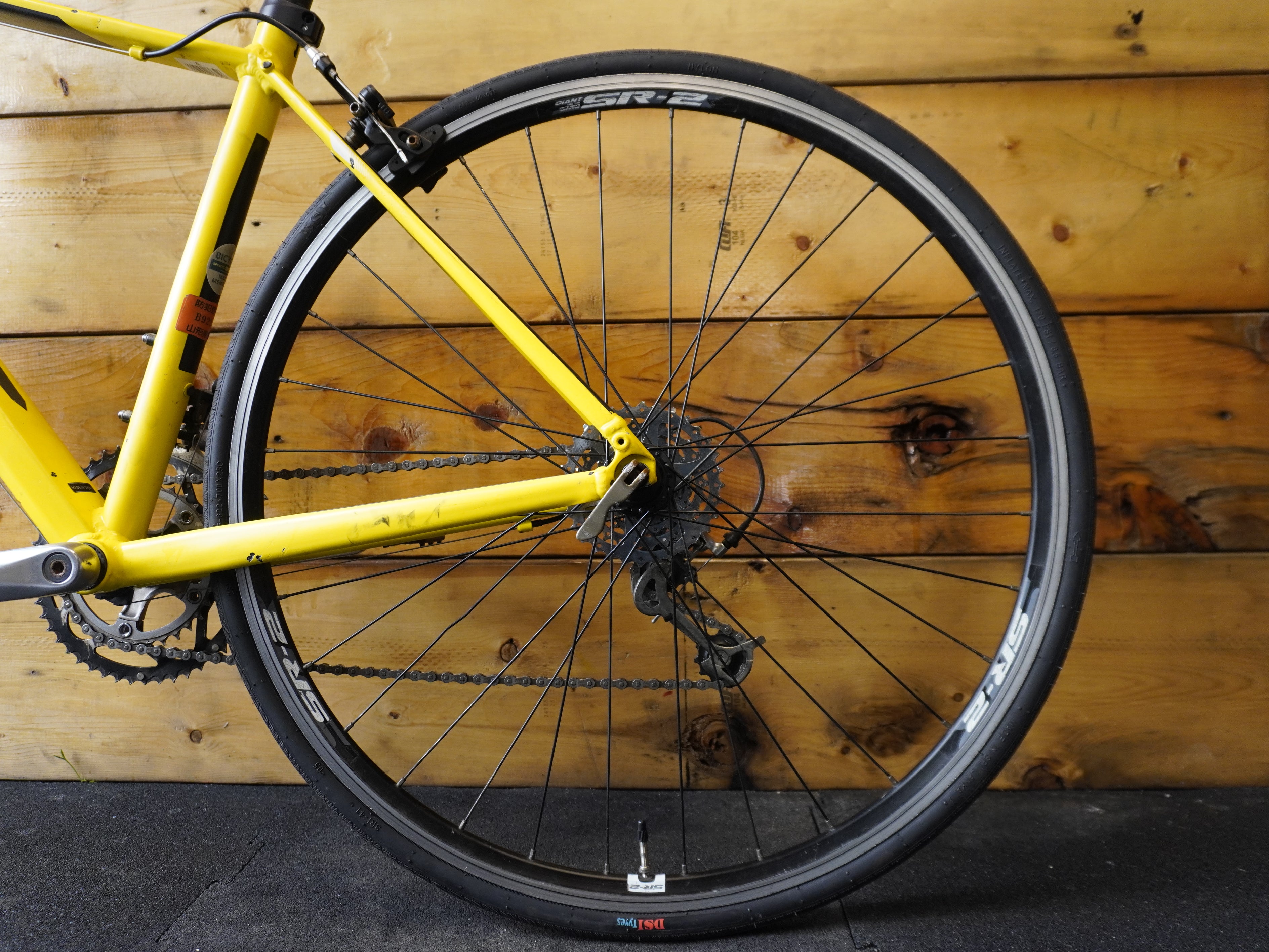 RENT Giant Defy 4 Road Bike