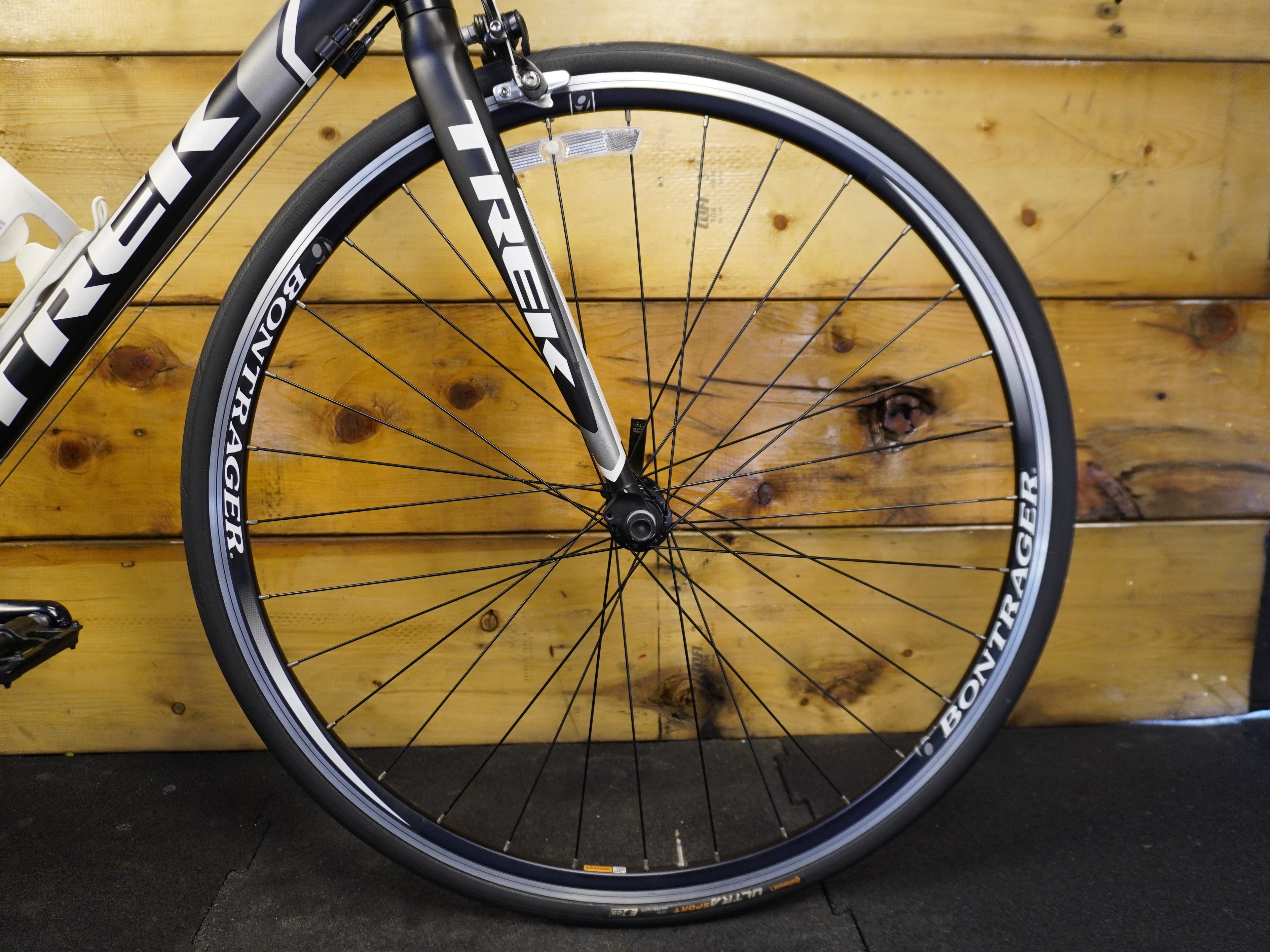 RENT Trek Alpha 1.5 Road Bike