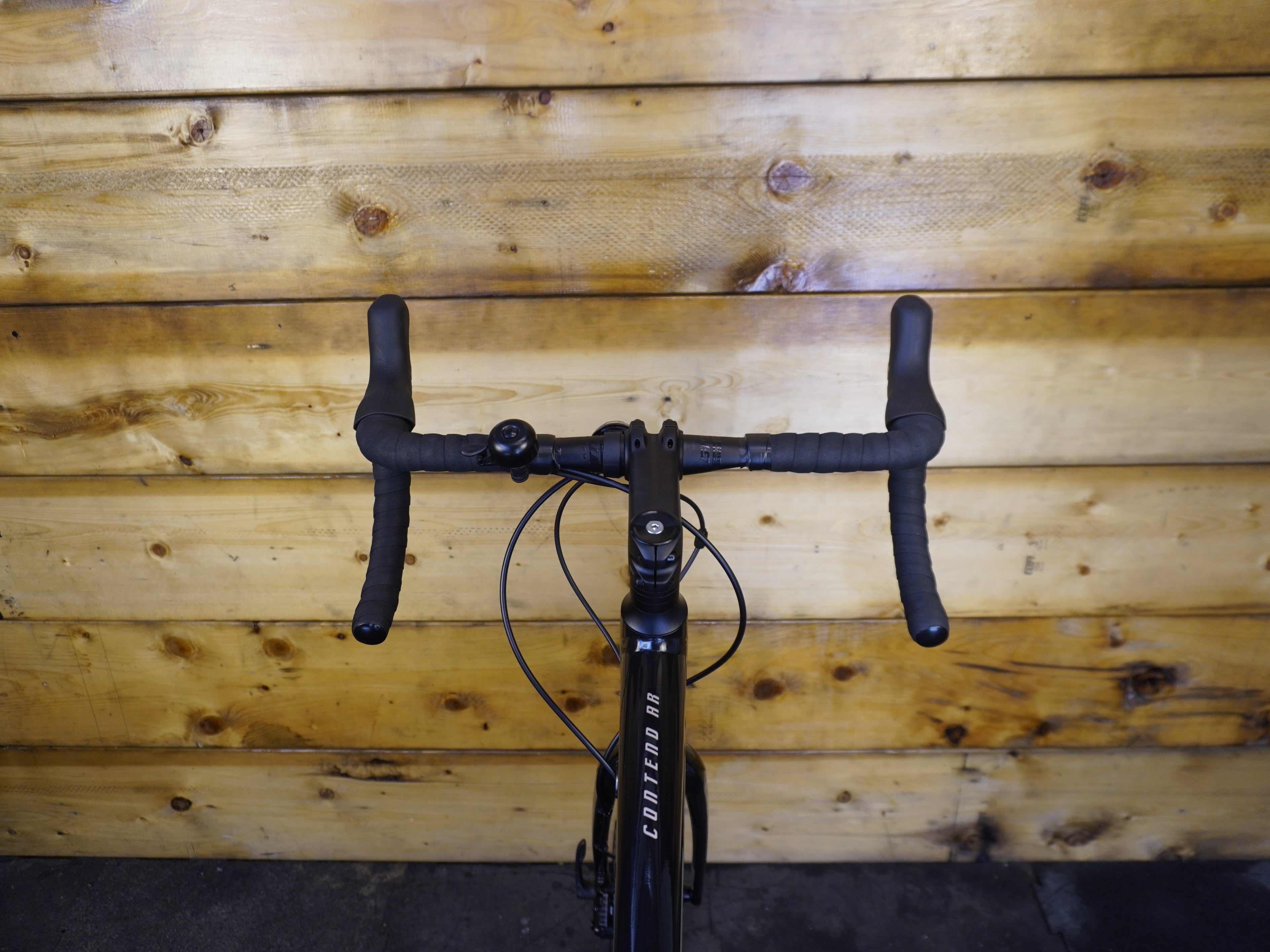 RENT Giant Contend AR1 Road Bike