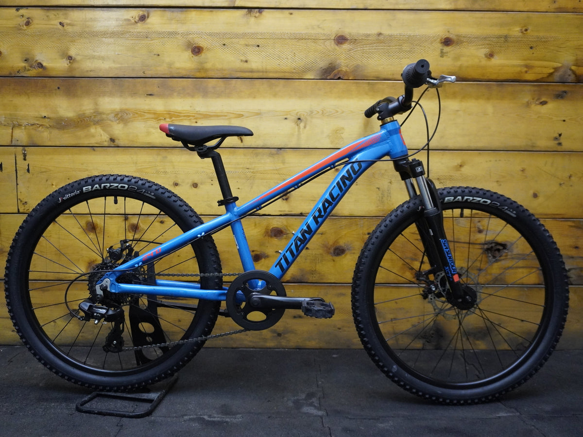 RENT Titan Racing Hades Kids Mountain Bike