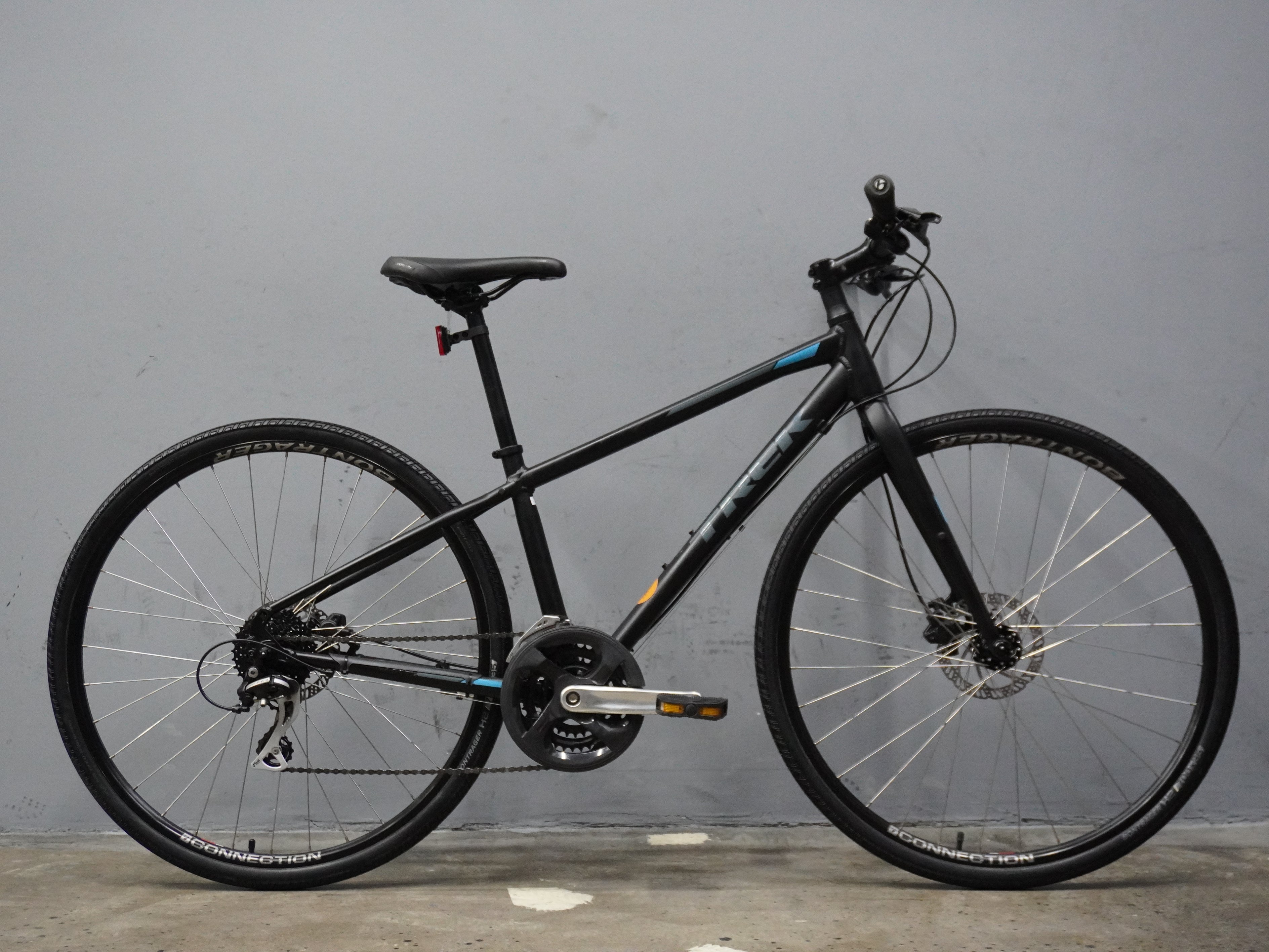 Trek FX 2 Hybrid Bike