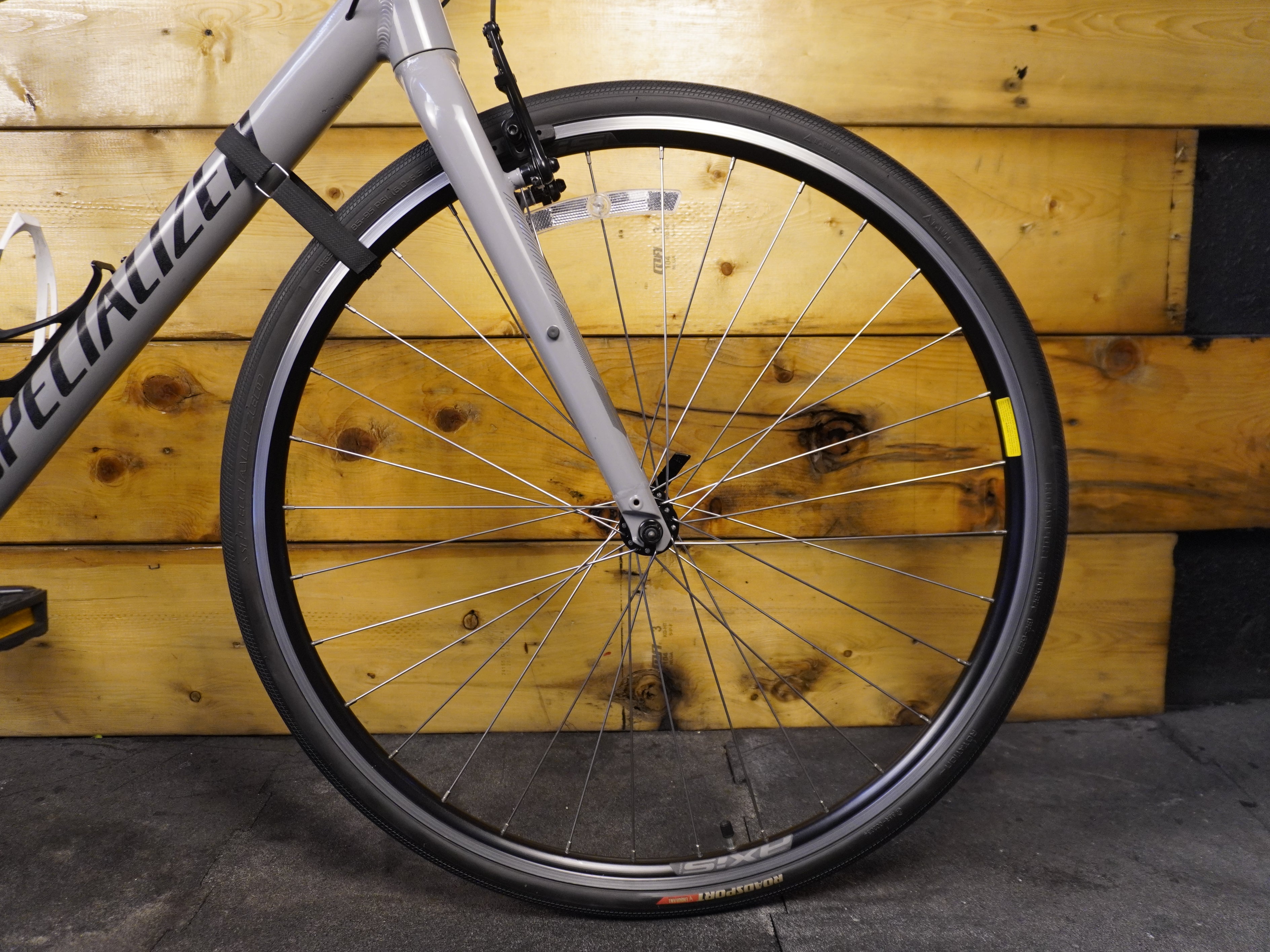 RENT Specialized Sirrus 1.0 Hybrid Bike