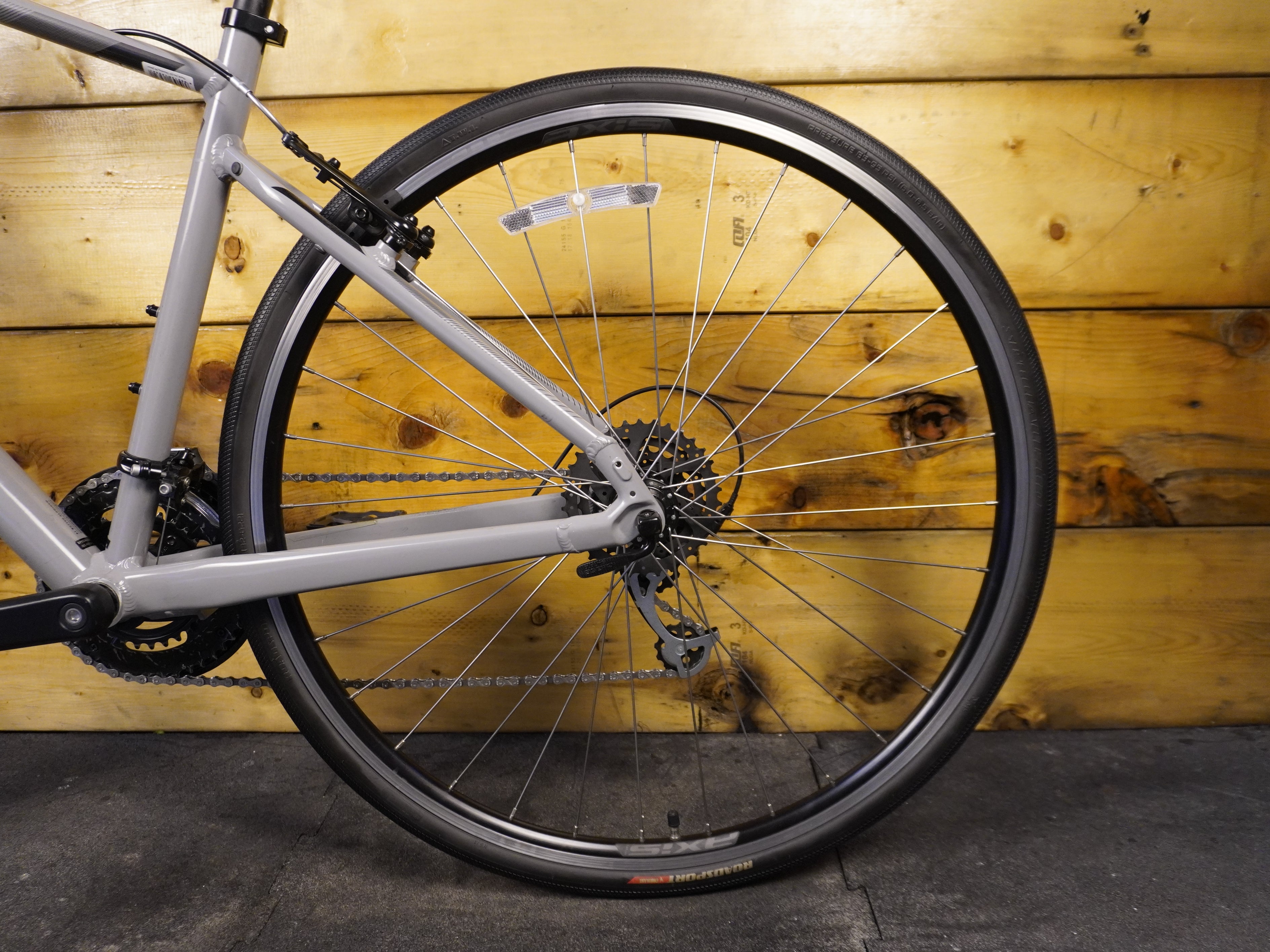 RENT Specialized Sirrus 1.0 Hybrid Bike