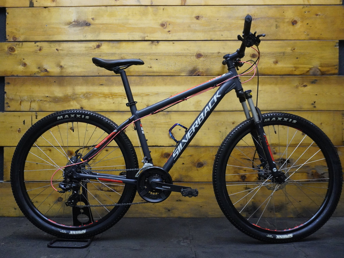 RENT Silverback Stride 275MD Mountain Bike