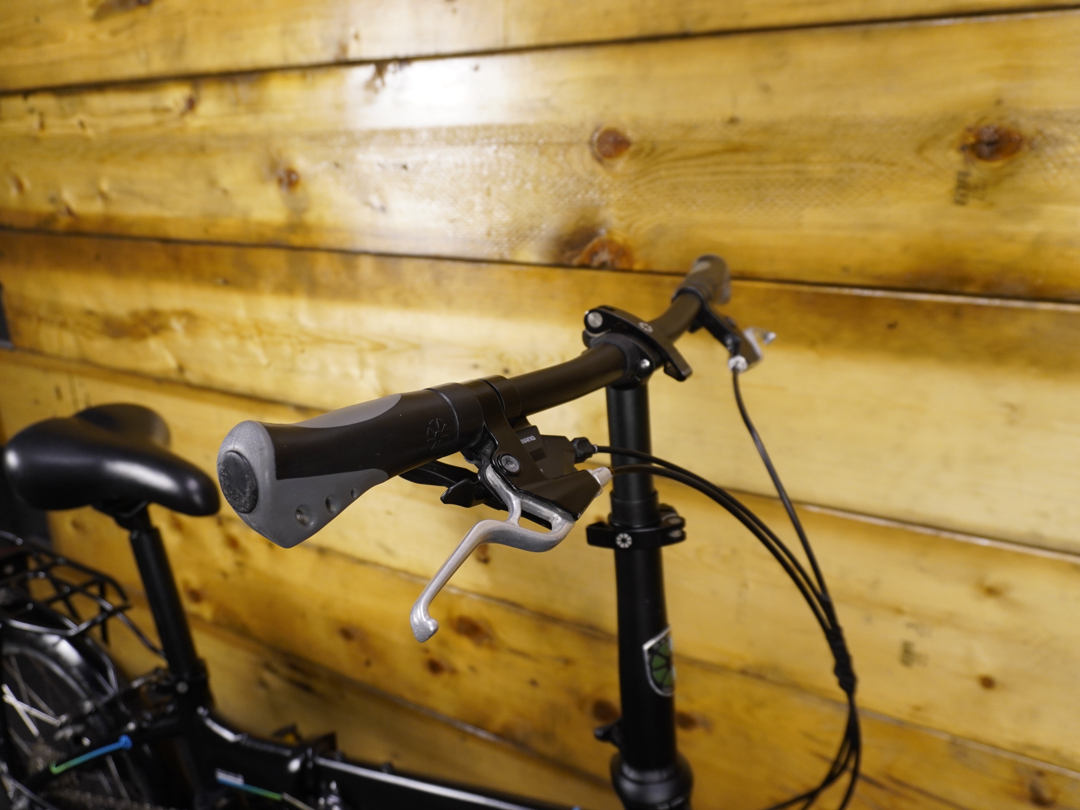 Dahon Mariner D8 Folding Bike