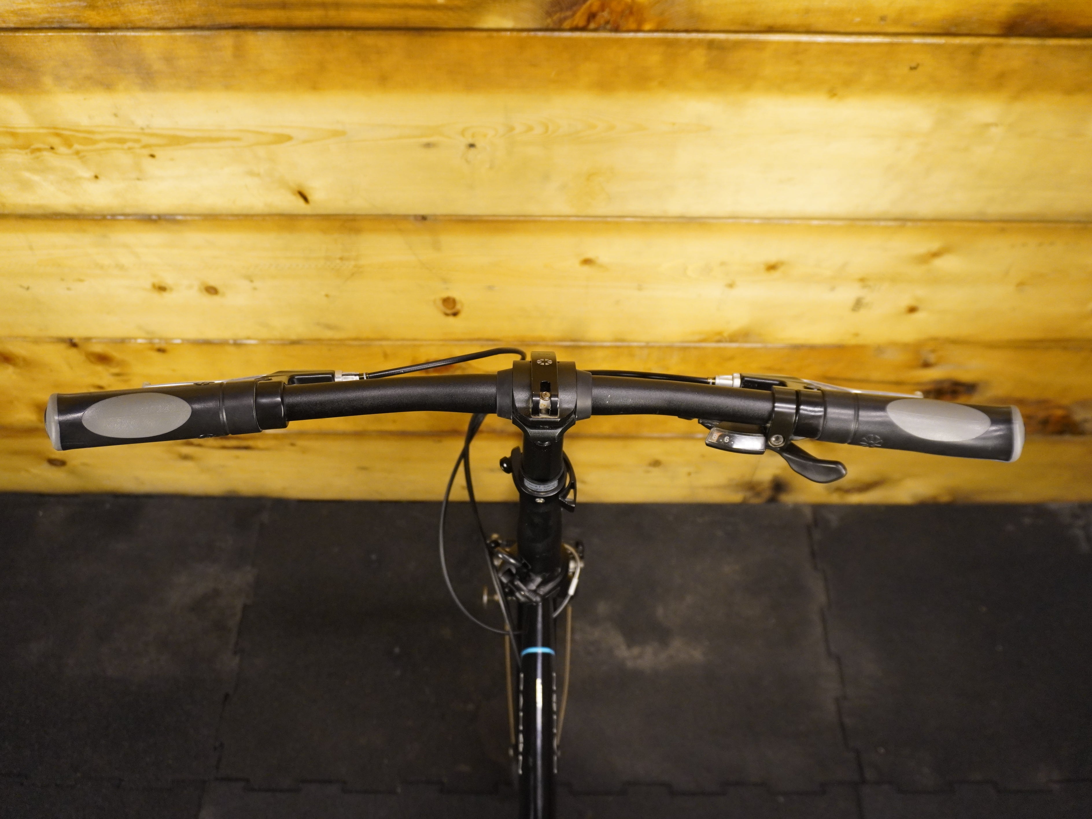 Dahon Mariner D8 Folding Bike