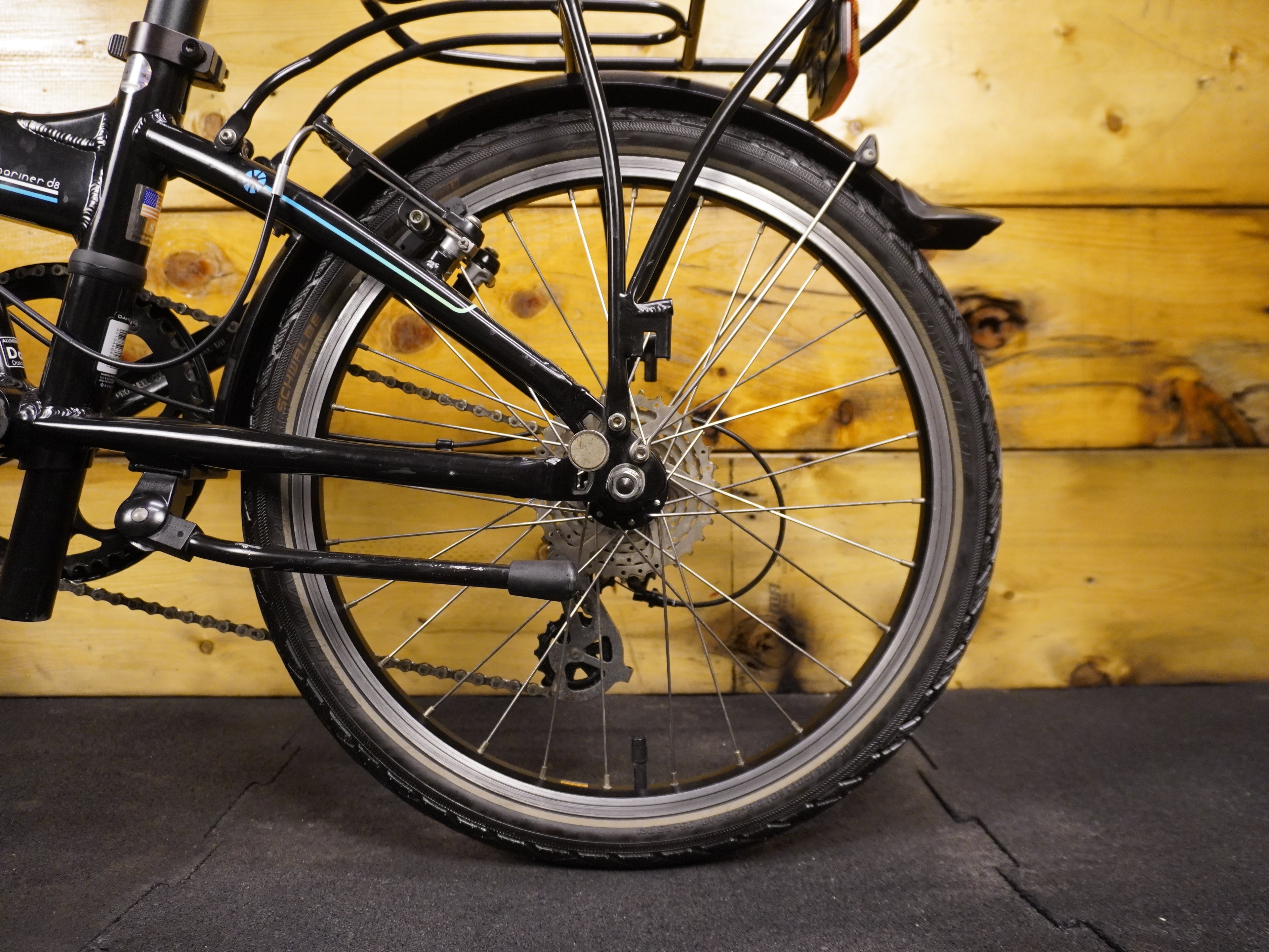 Dahon Mariner D8 Folding Bike