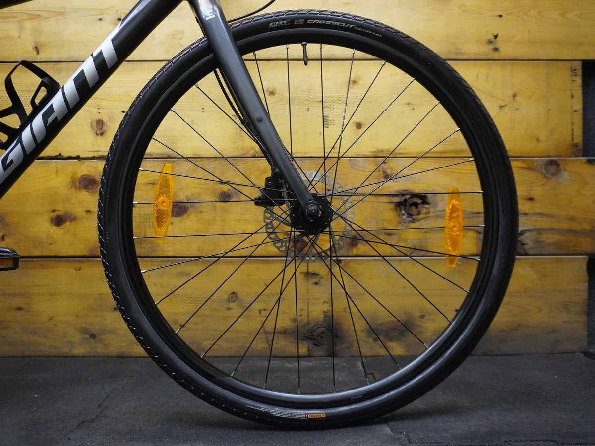 Giant Escape 1 Hybrid Bike