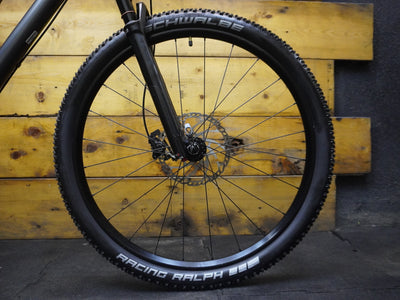 Specialized Camber M5 Mountain Bike