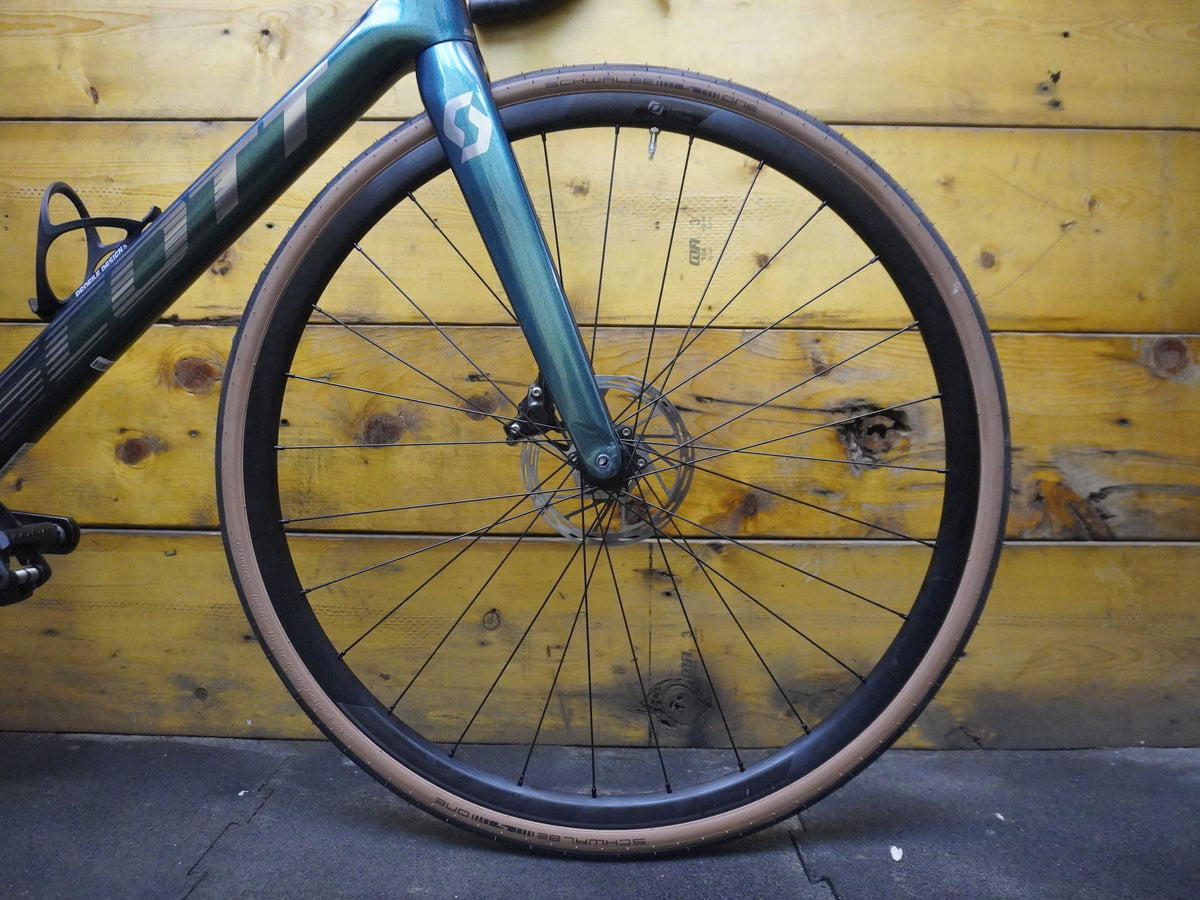 Scott Addict 20 Road Bike