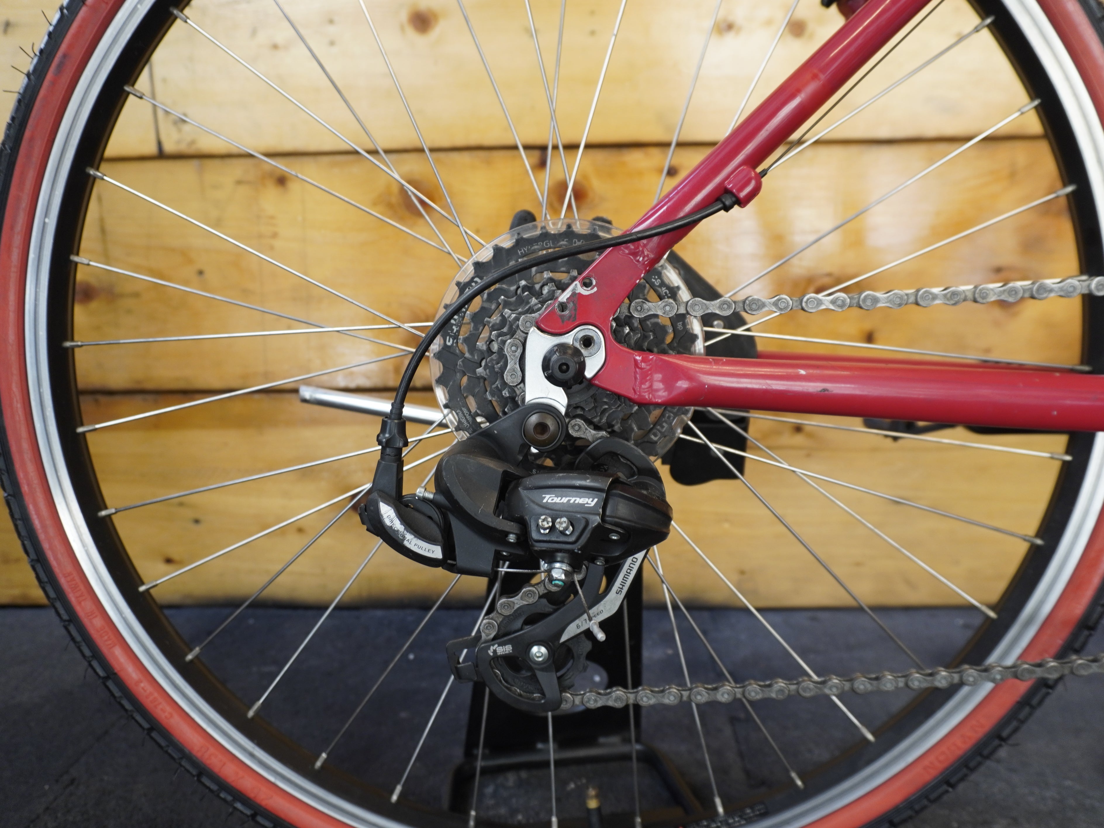 RENT Louis Garneau LG Hybrid Bike