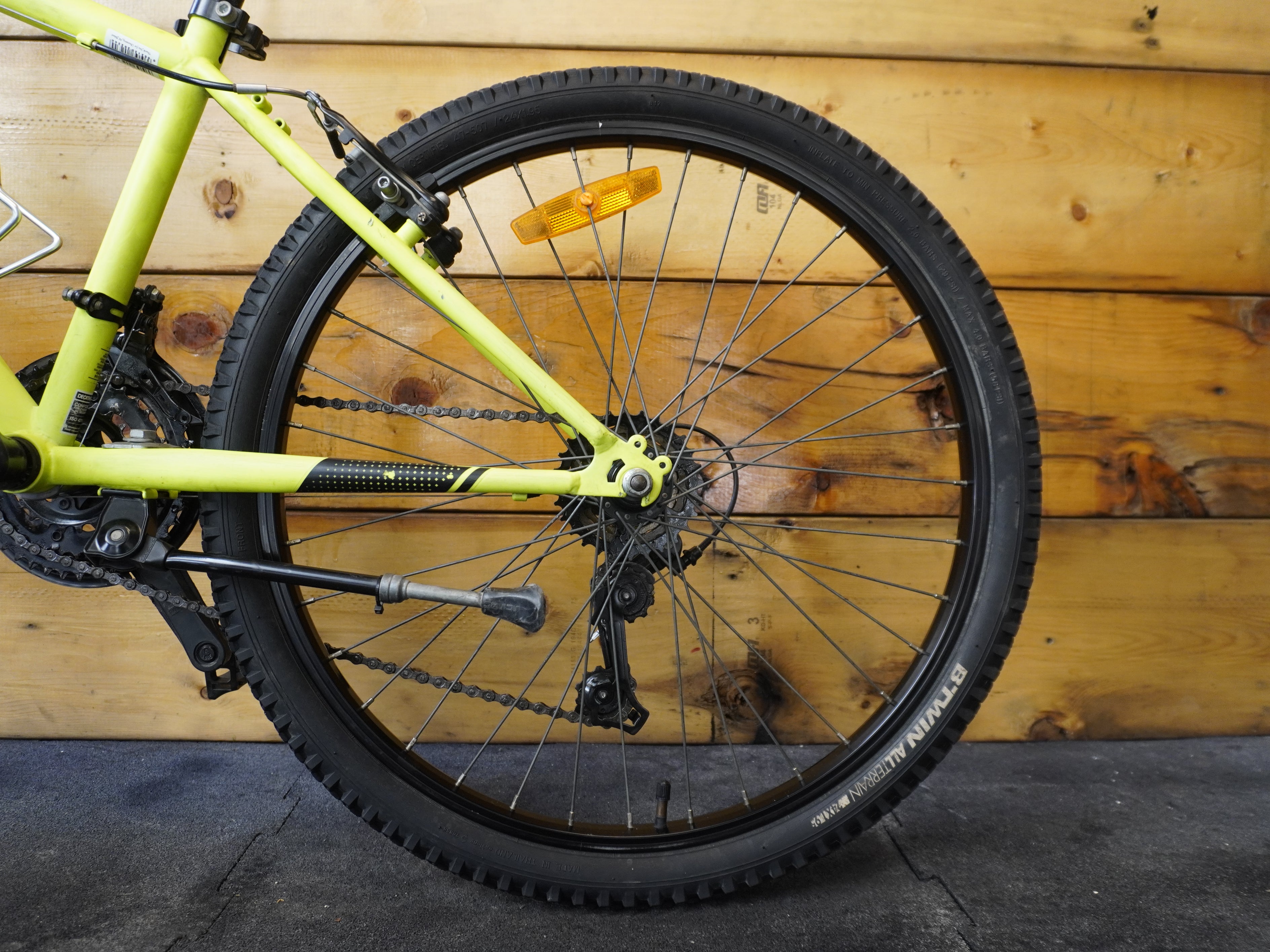 B'twin Rockrider ST-500 Kids Bike