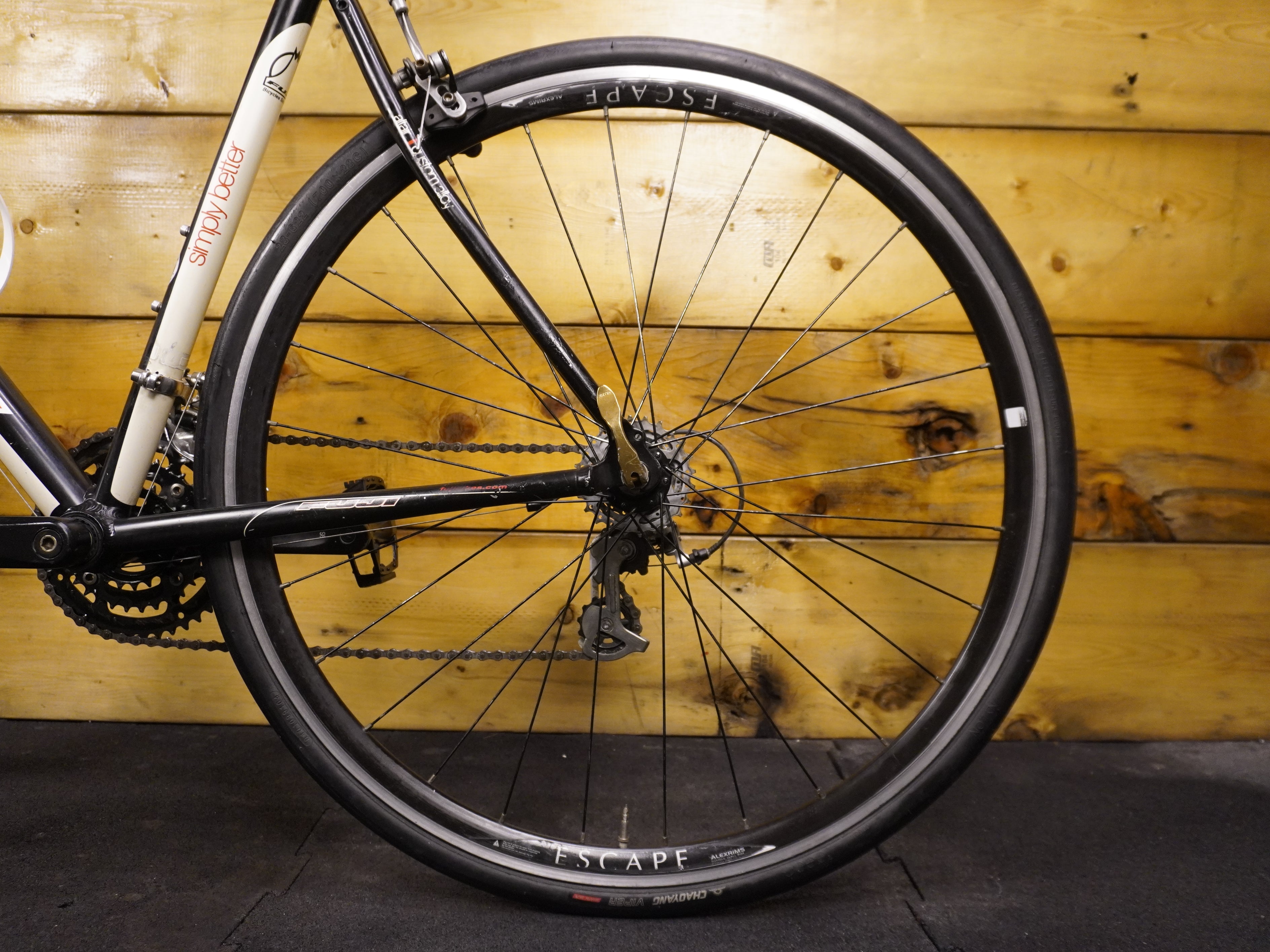 RENT Fuji Newest 4.0 Hybrid Bike