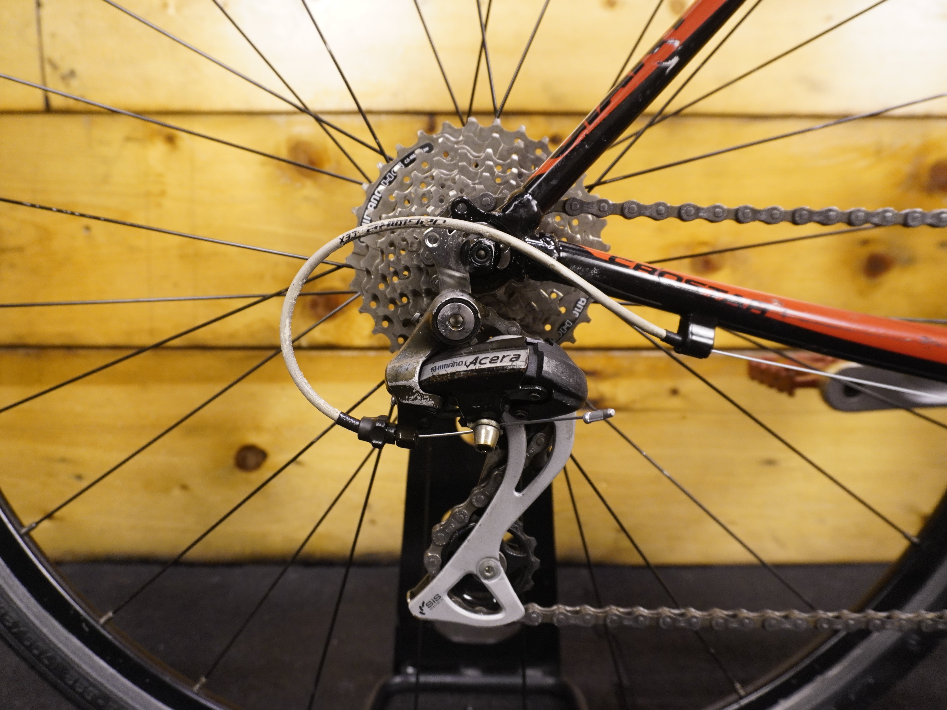 RENT Giant Crostar Hybrid Bike