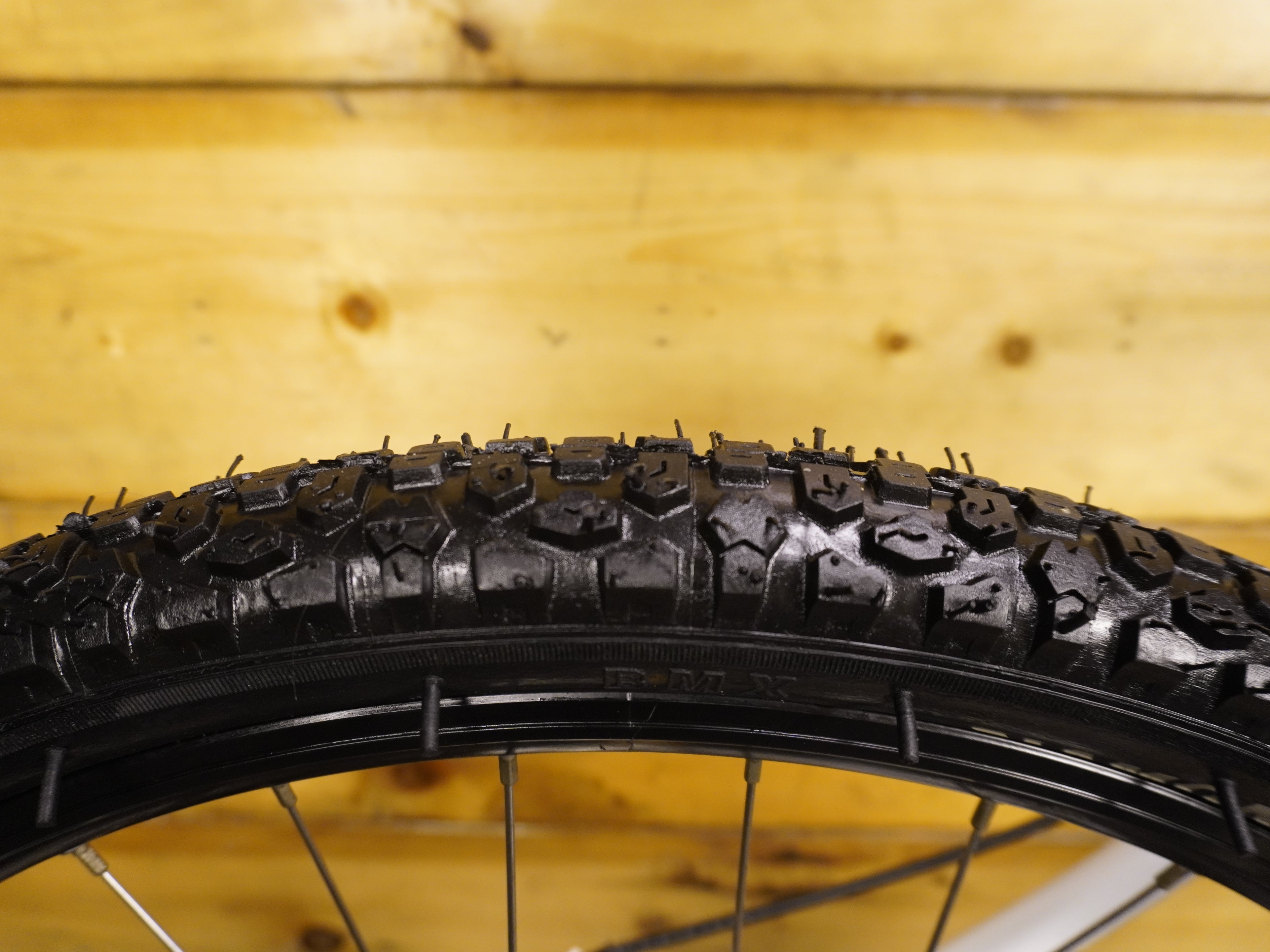 B'twin Rockrider RR 5.3 Mountain Bike