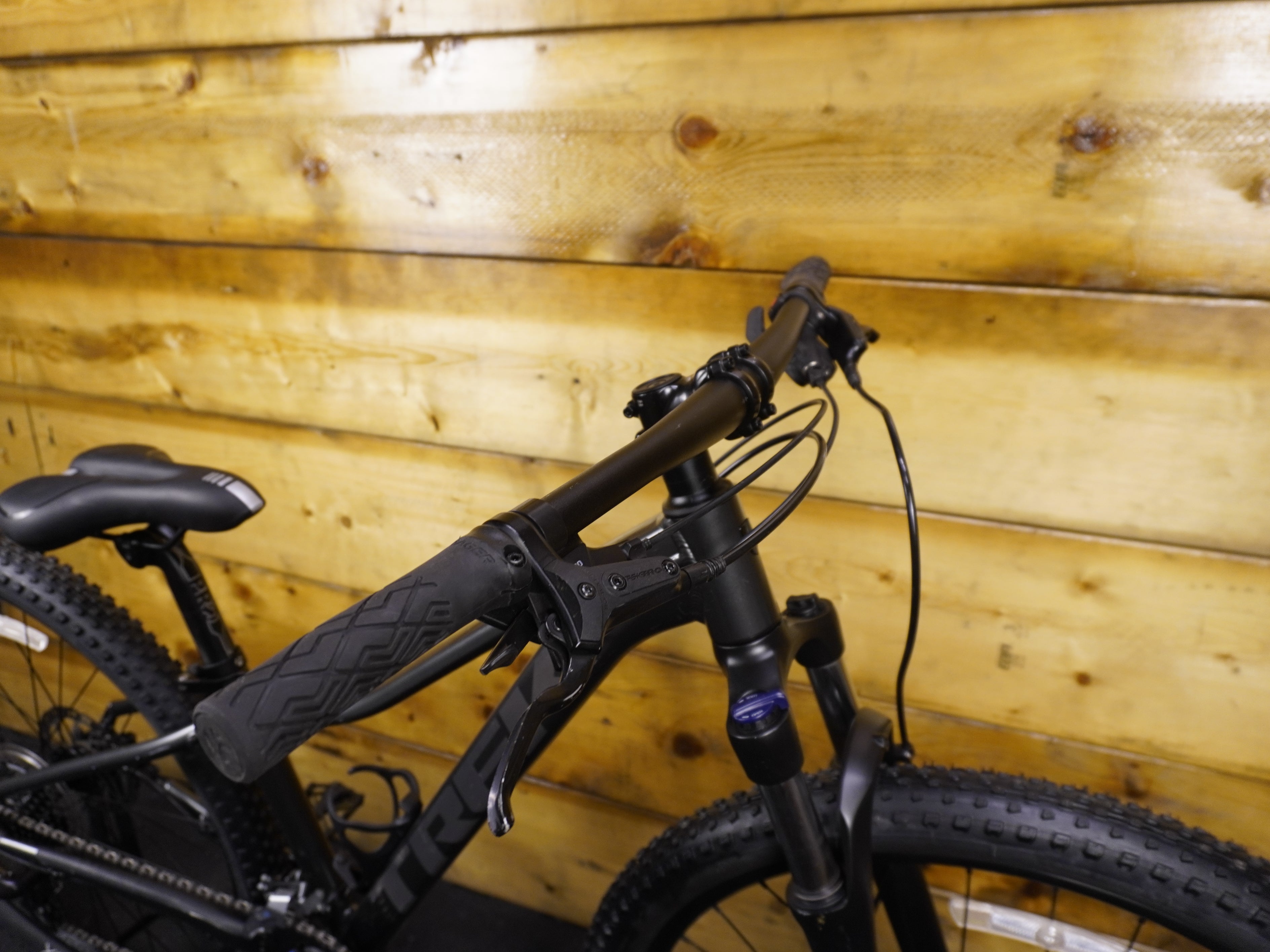 Trek Marlin 5 Gen 2 Mountain Bike
