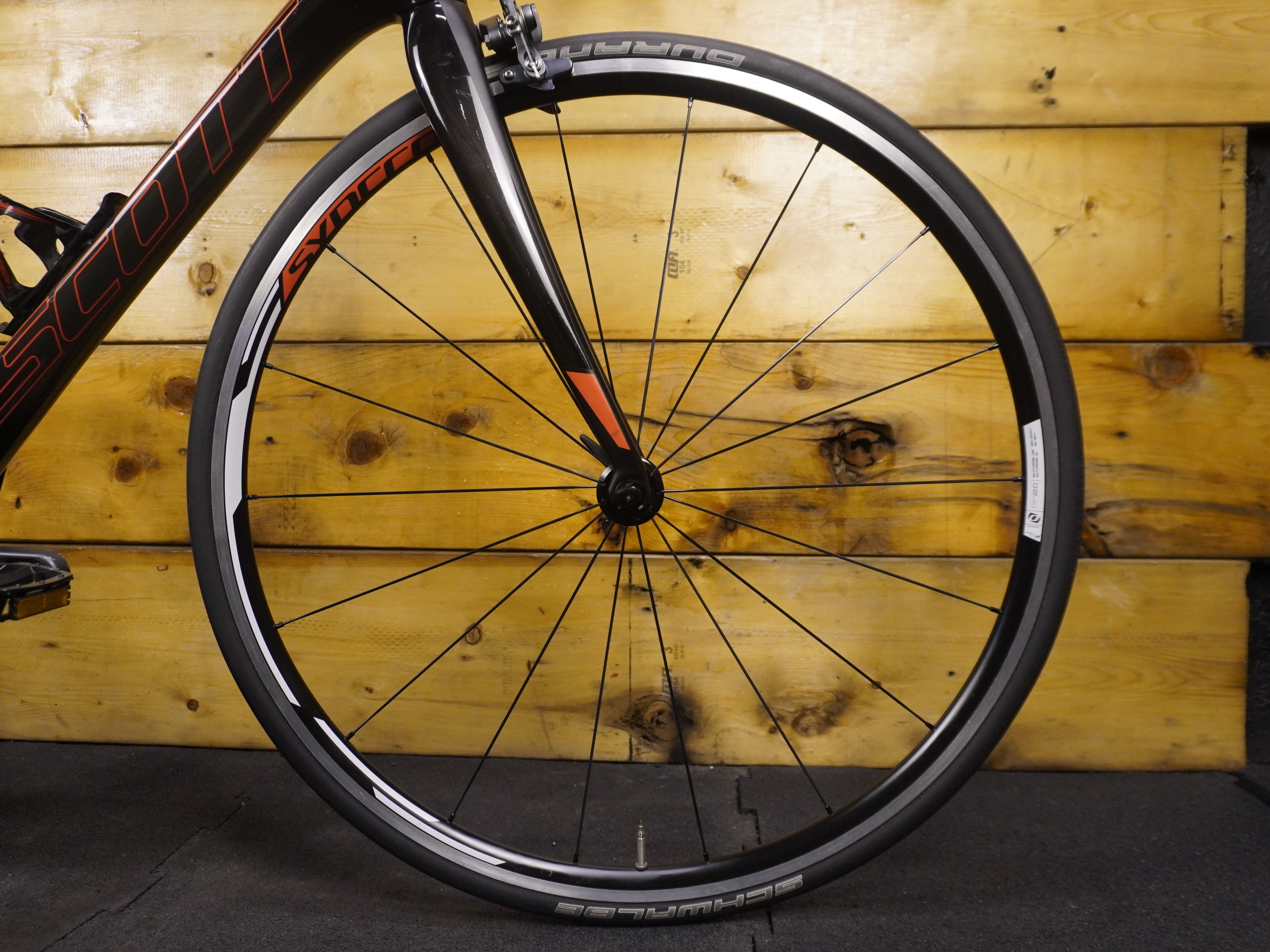 RENT Scott Solace 20 Road Bike