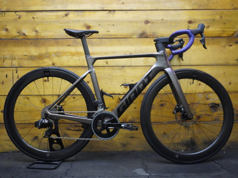 Giant Propel Advanced 1 Road Bike
