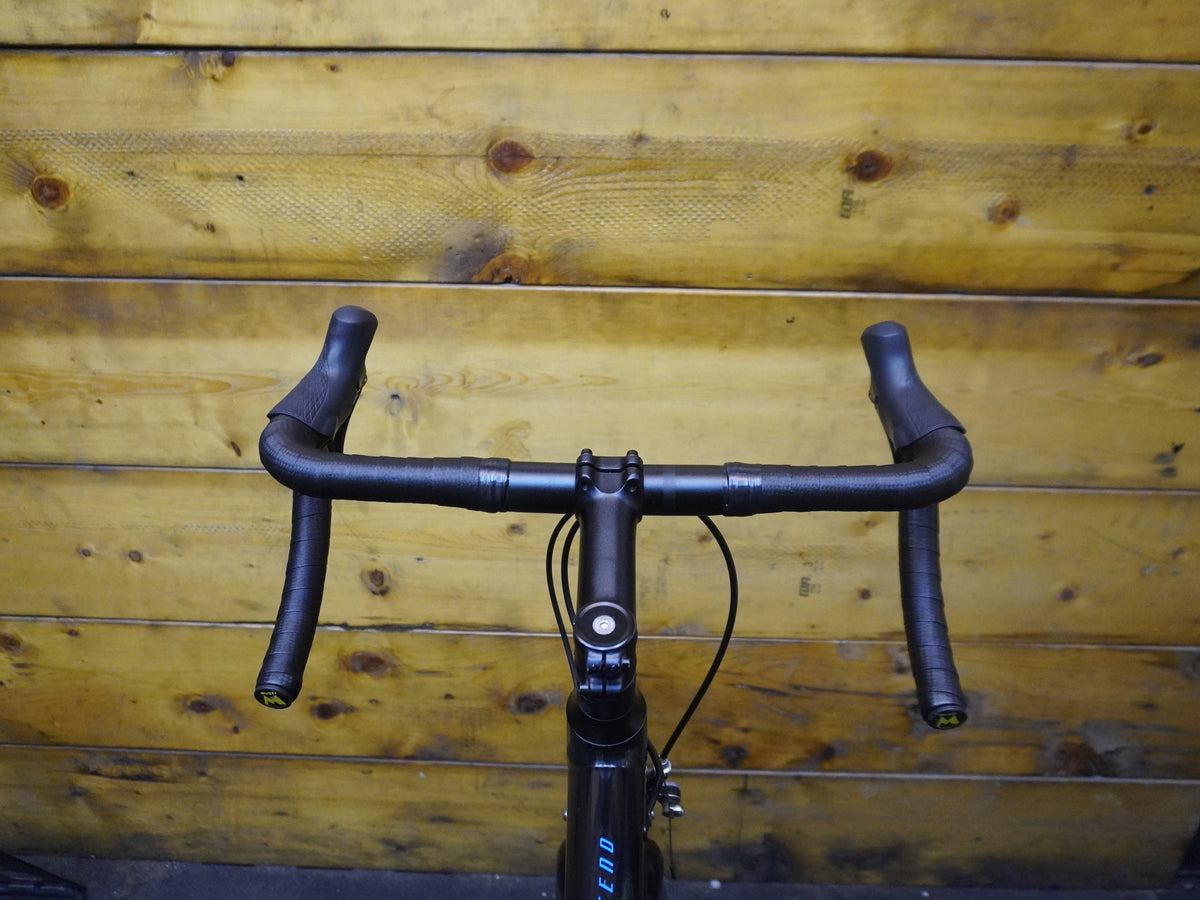 Giant Contend 3 Road Bike