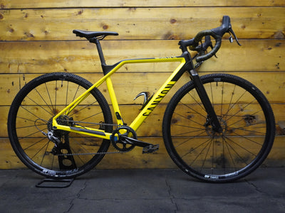 RENT Canyon Inflite CF SL Gravel Bike