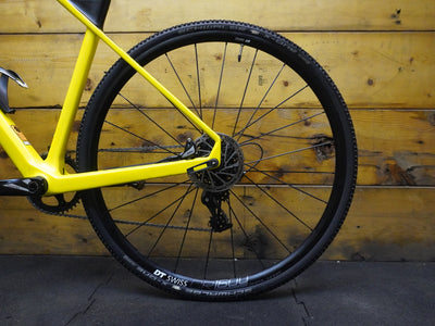 RENT Canyon Inflite CF SL Gravel Bike