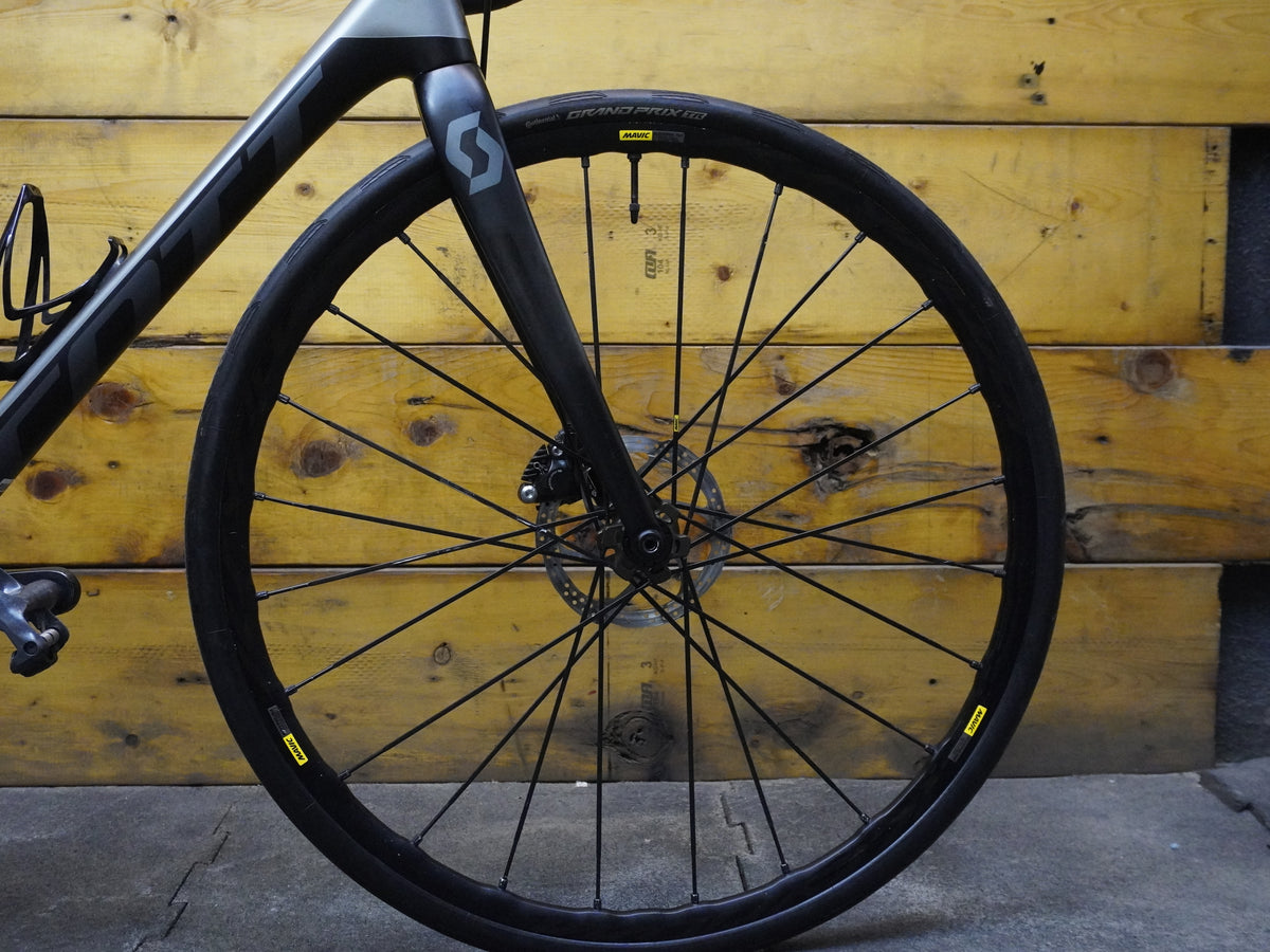 Scott Addict SE Road Bike