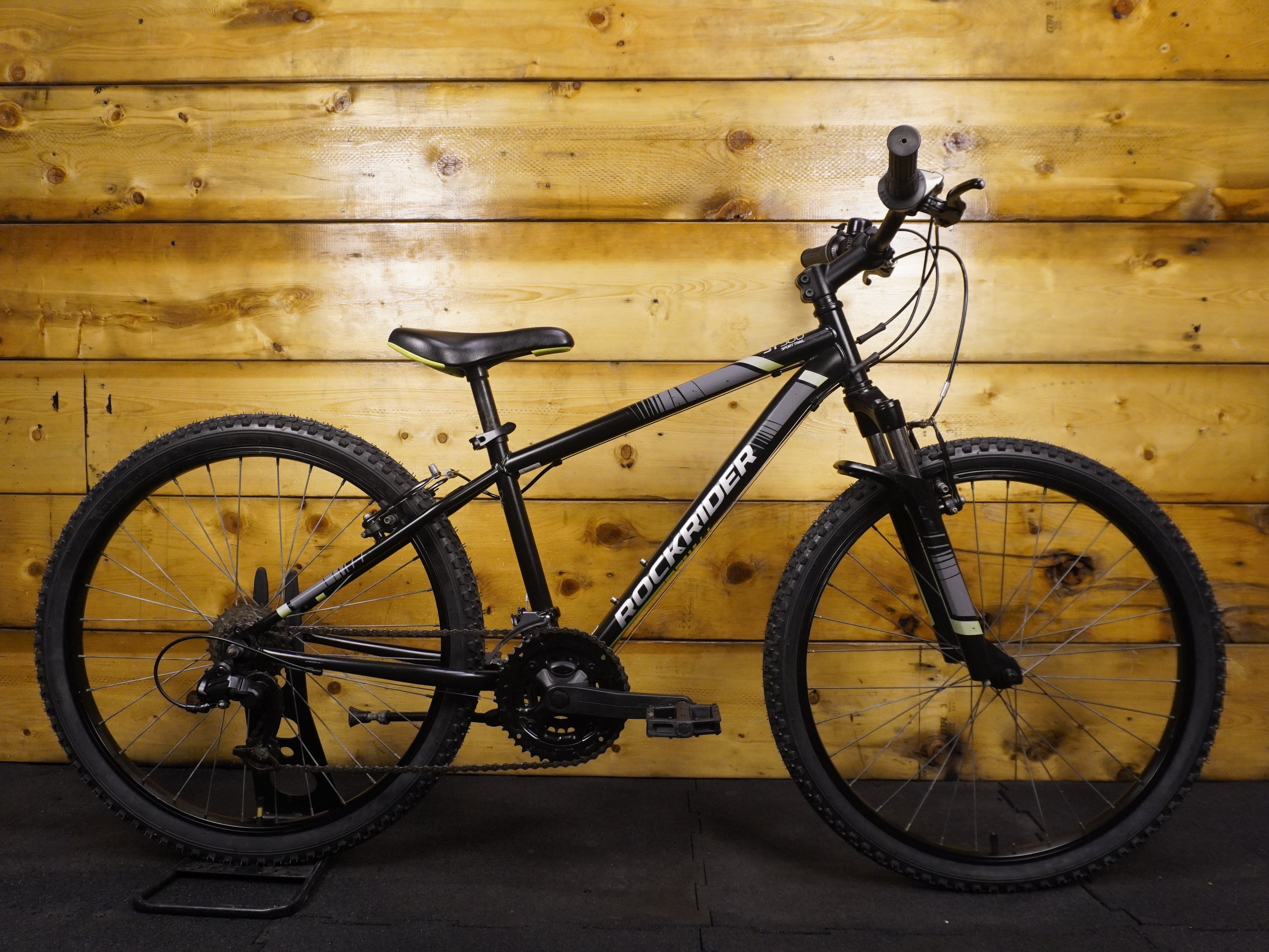 B'twin Rockrider ST-500 Kids Bike