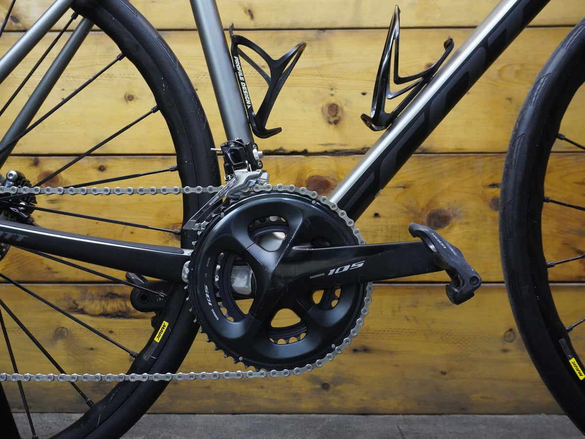 Scott Addict SE Road Bike
