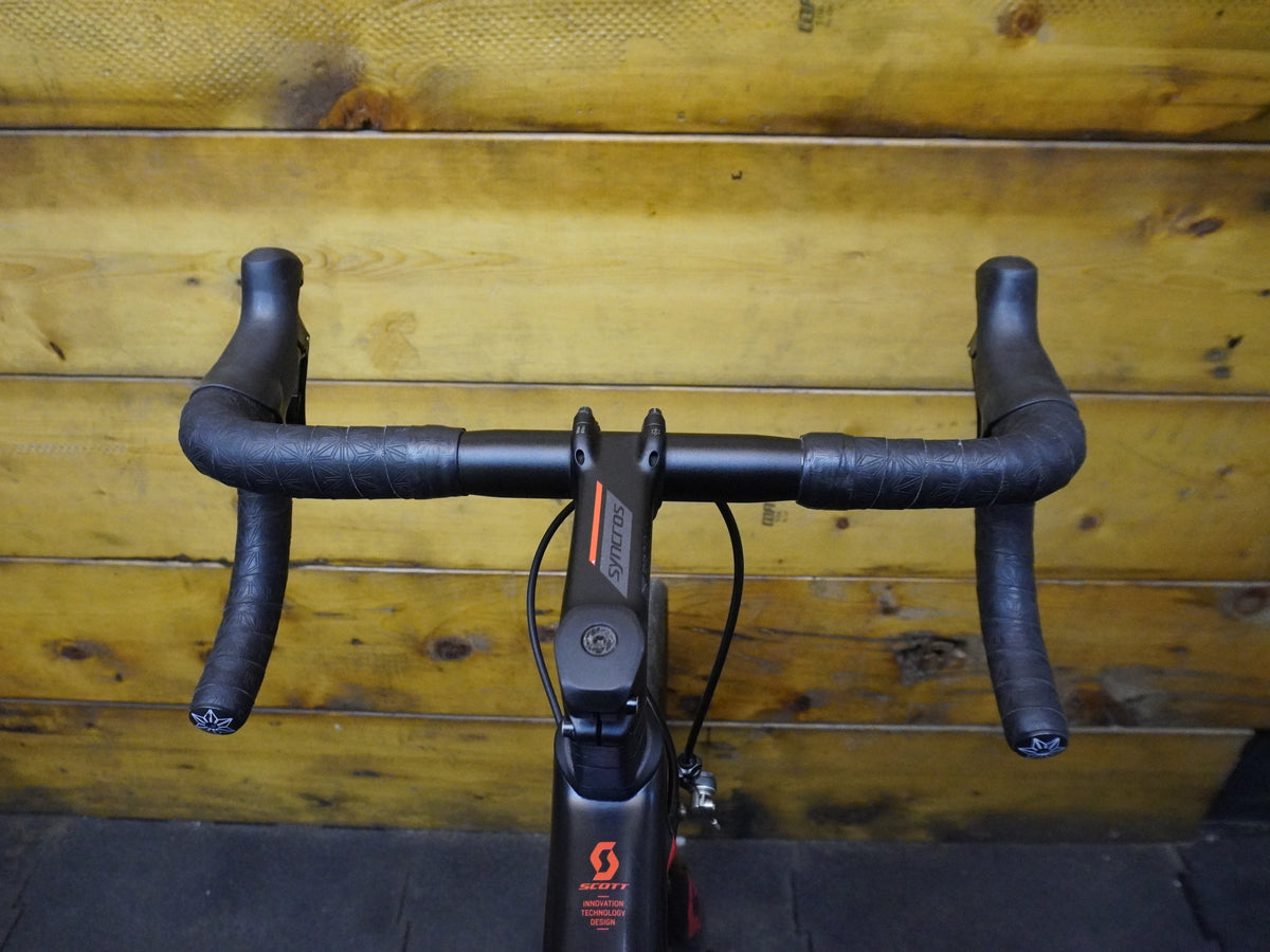 Scott Addict 20 Road Bike