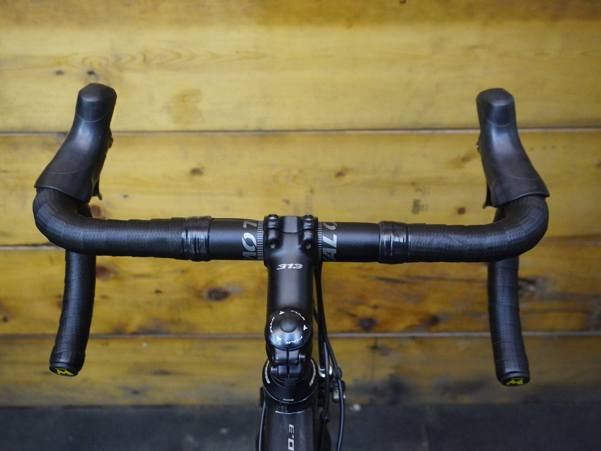 RENT Fuji Sportif Two.3 Road Bike