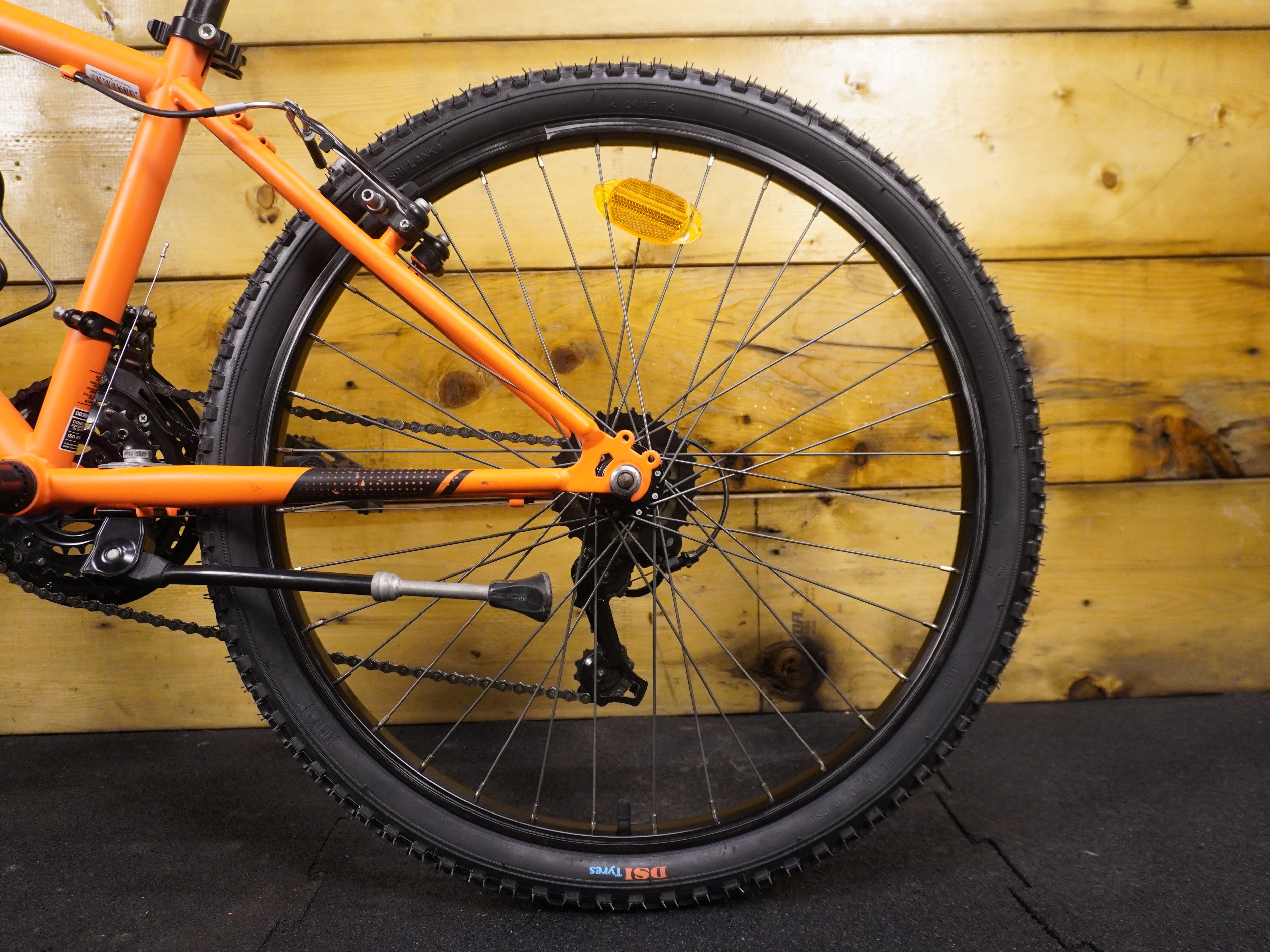 RENT B'Twin Rockrider 500 kids Bike