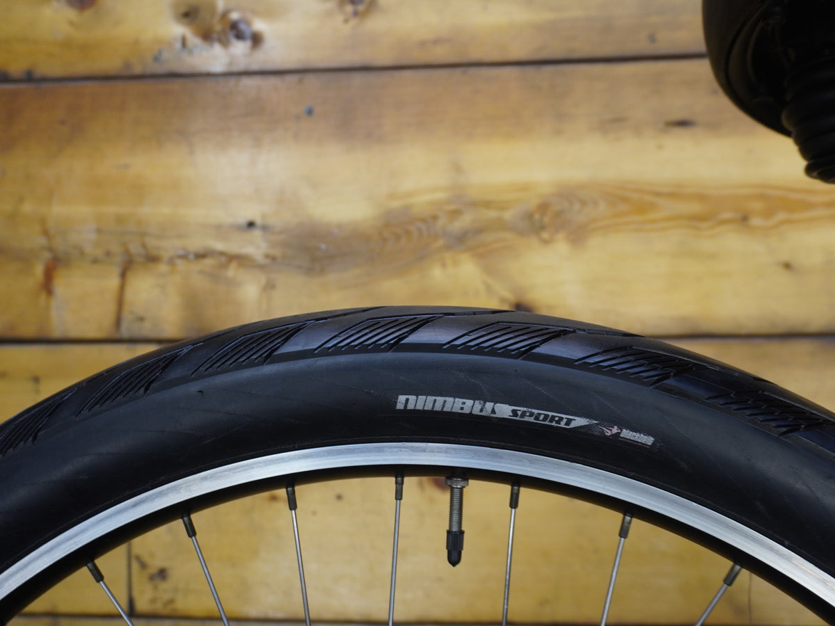 Specialized Roll Hybrid Bike